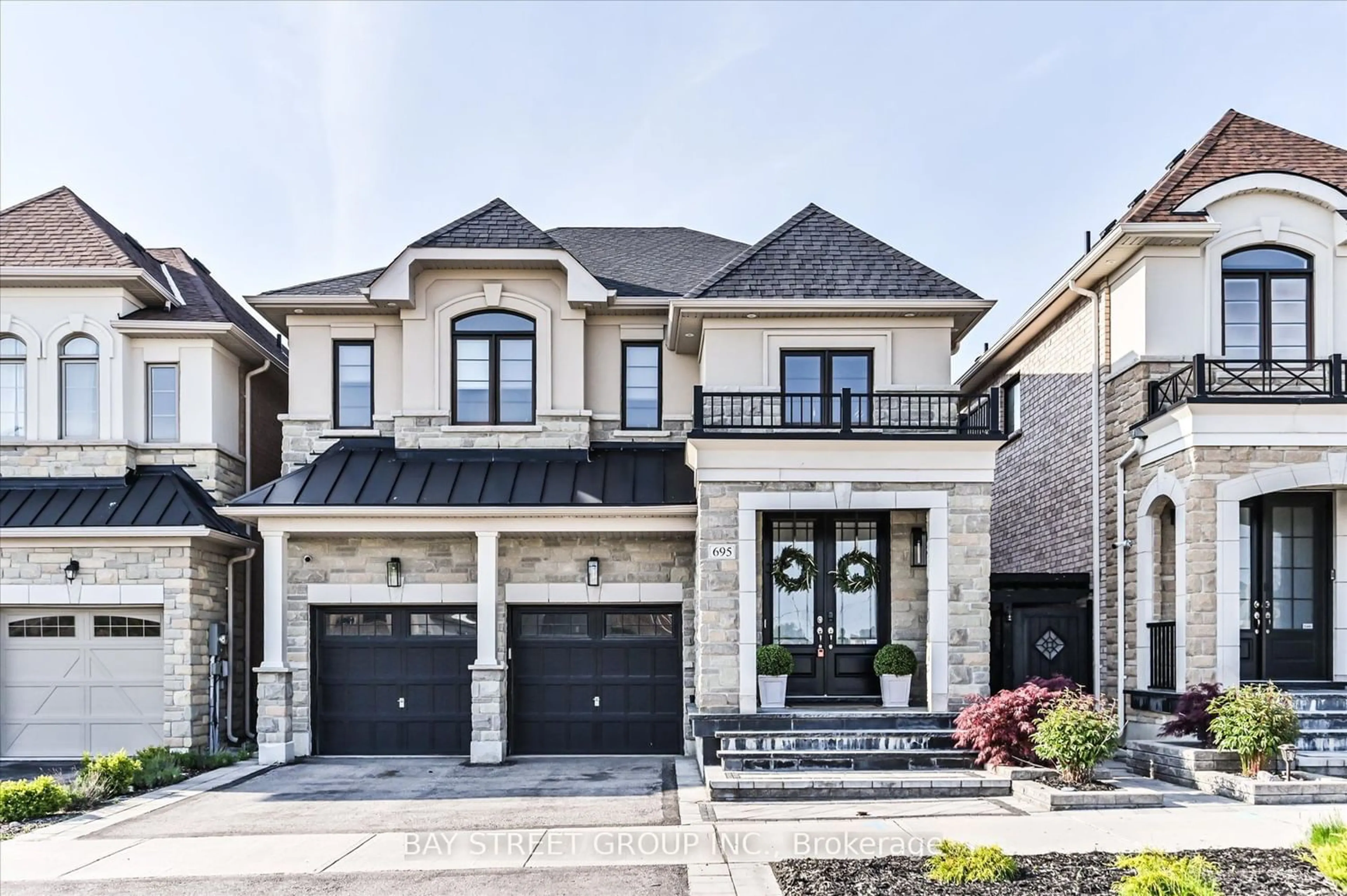 Home with brick exterior material for 695 Baker Hill Blvd, Whitchurch-Stouffville Ontario L4A 1Y8