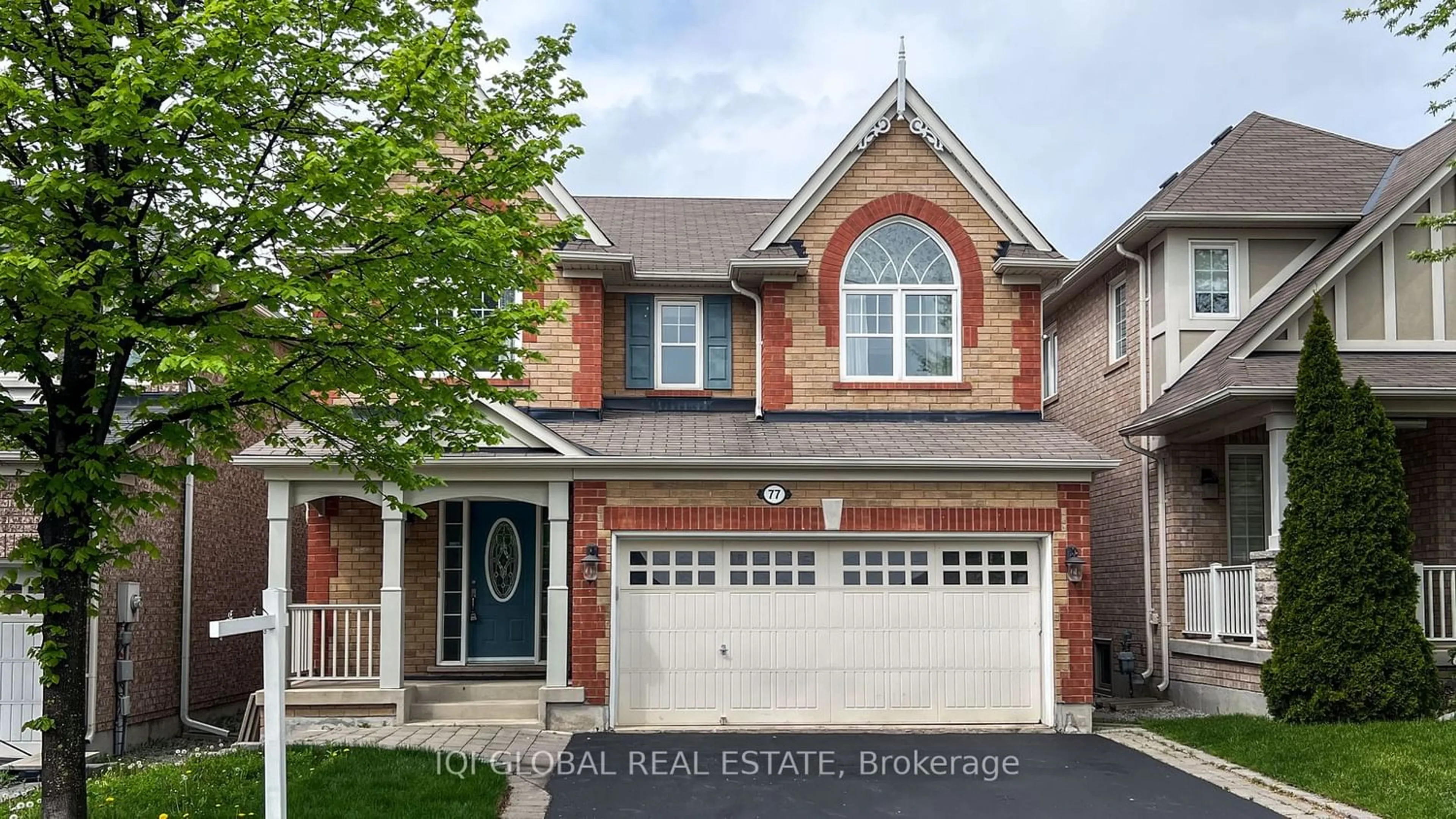 Home with brick exterior material for 77 Williamson Family Hllw, Newmarket Ontario L3X 3K2
