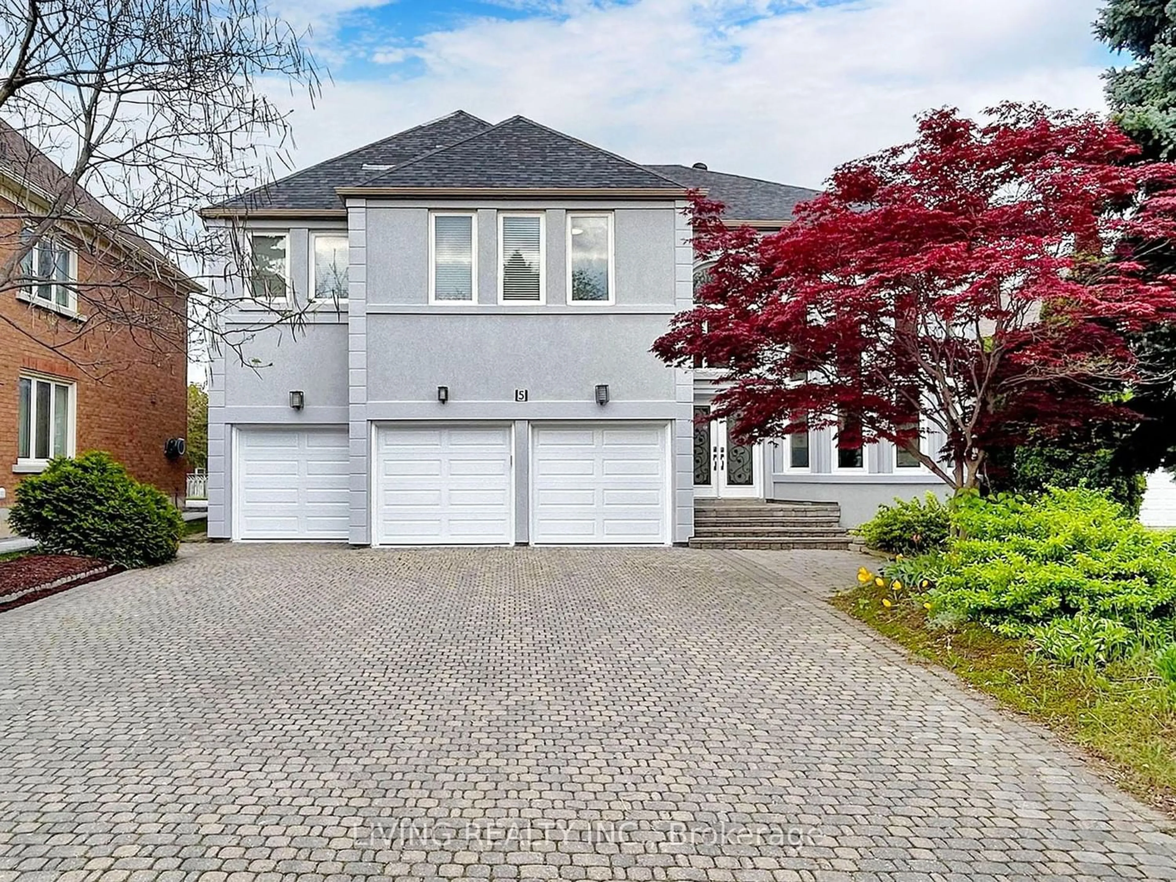 Home with brick exterior material for 5 Dalewood Dr, Richmond Hill Ontario L4B 3C3