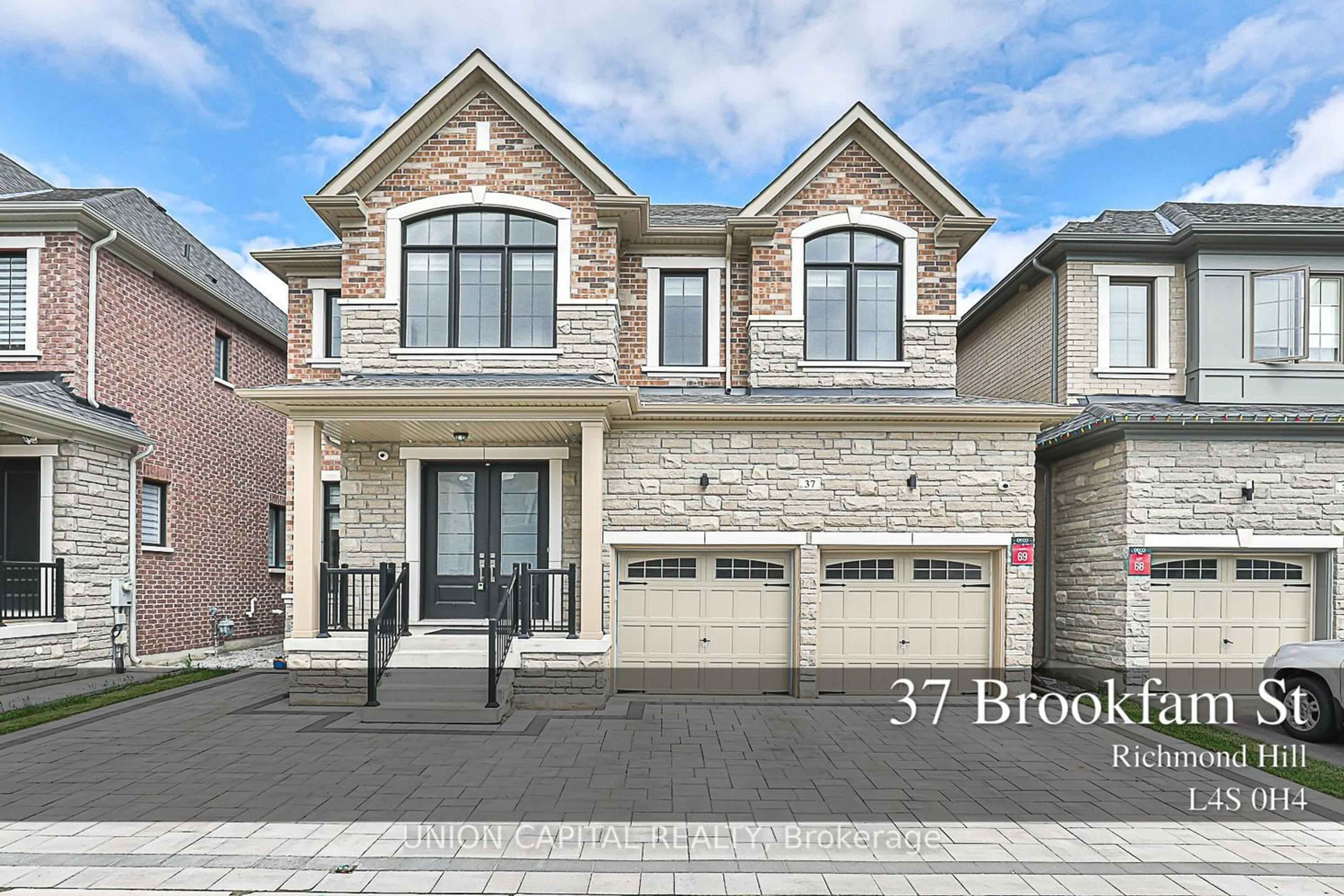 Home with brick exterior material for 37 Brookfam St, Richmond Hill Ontario L4S 0H4