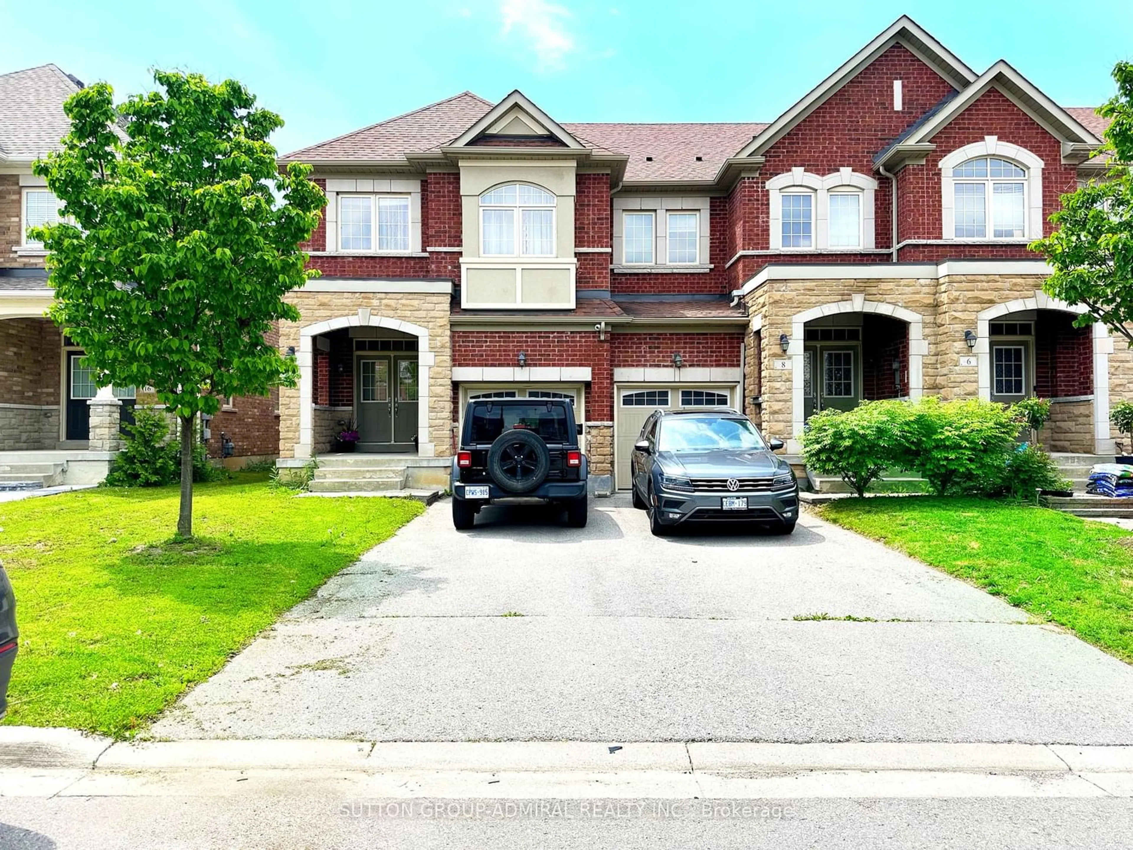 Home with brick exterior material for 10 Isherwood Cres, Vaughan Ontario L4L 1A6