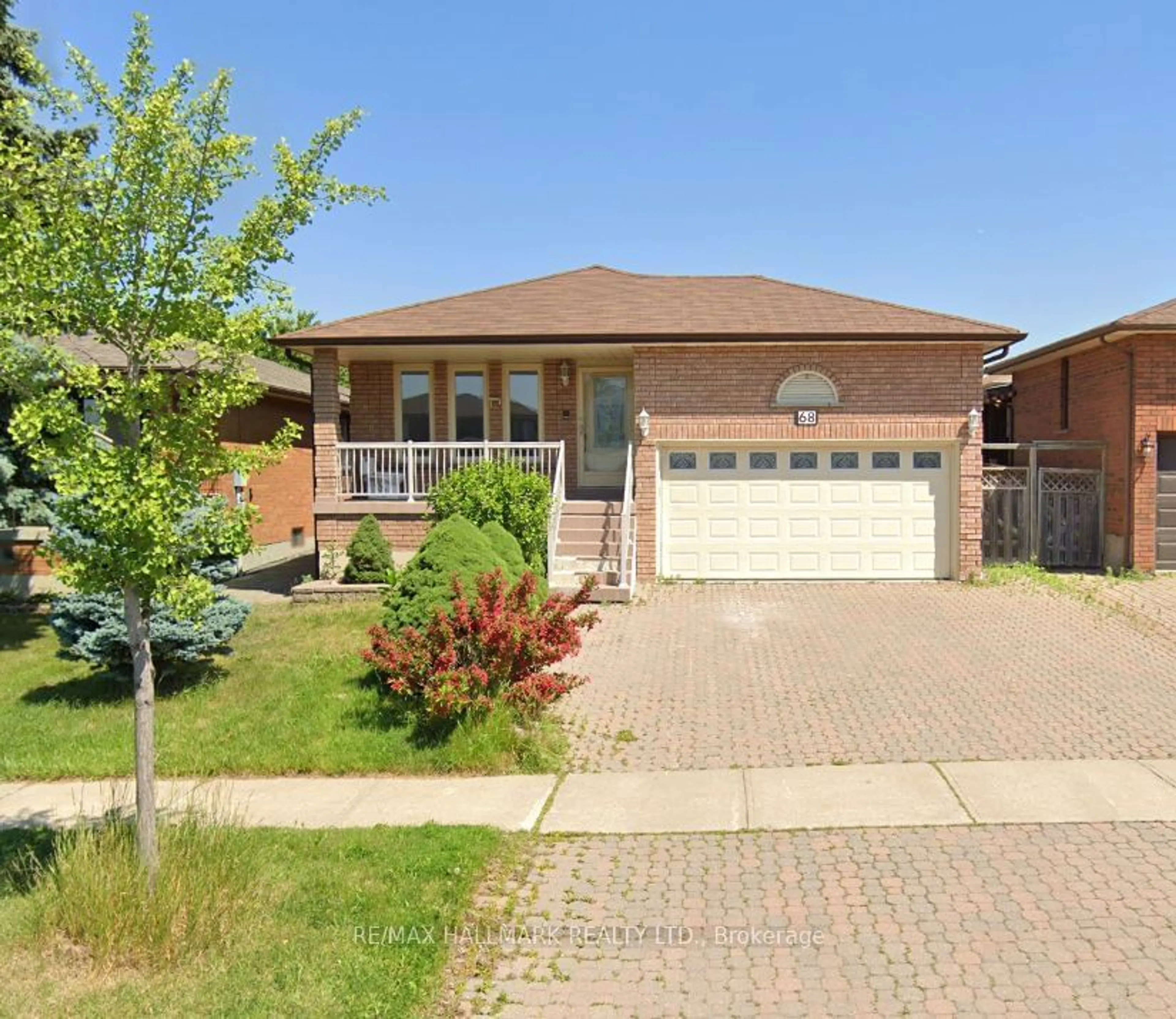 Frontside or backside of a home for 68 Marieta St, Vaughan Ontario L4L 7T1