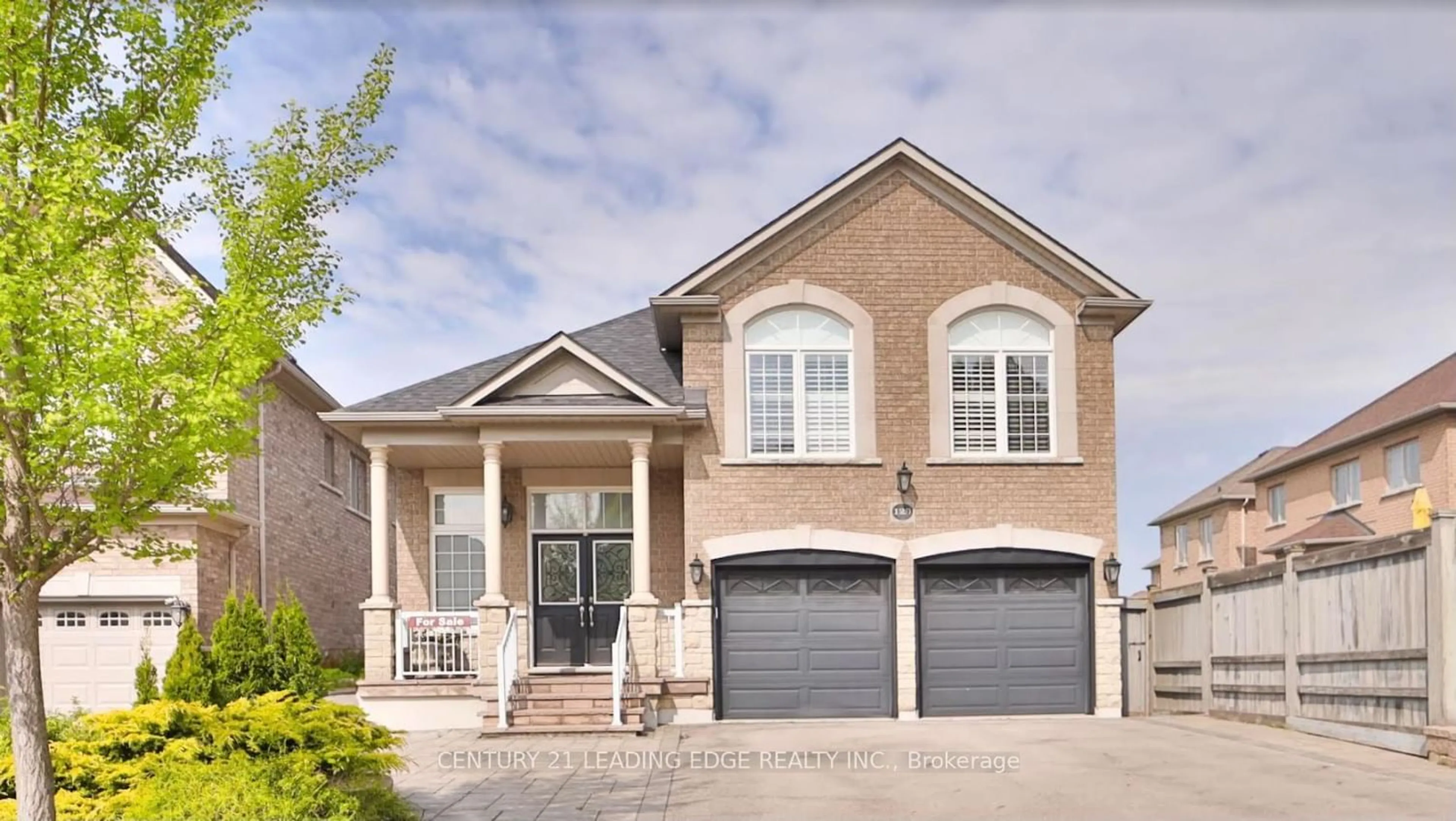 Home with brick exterior material for 129 Lady Karen Cres, Vaughan Ontario L6A 0X3