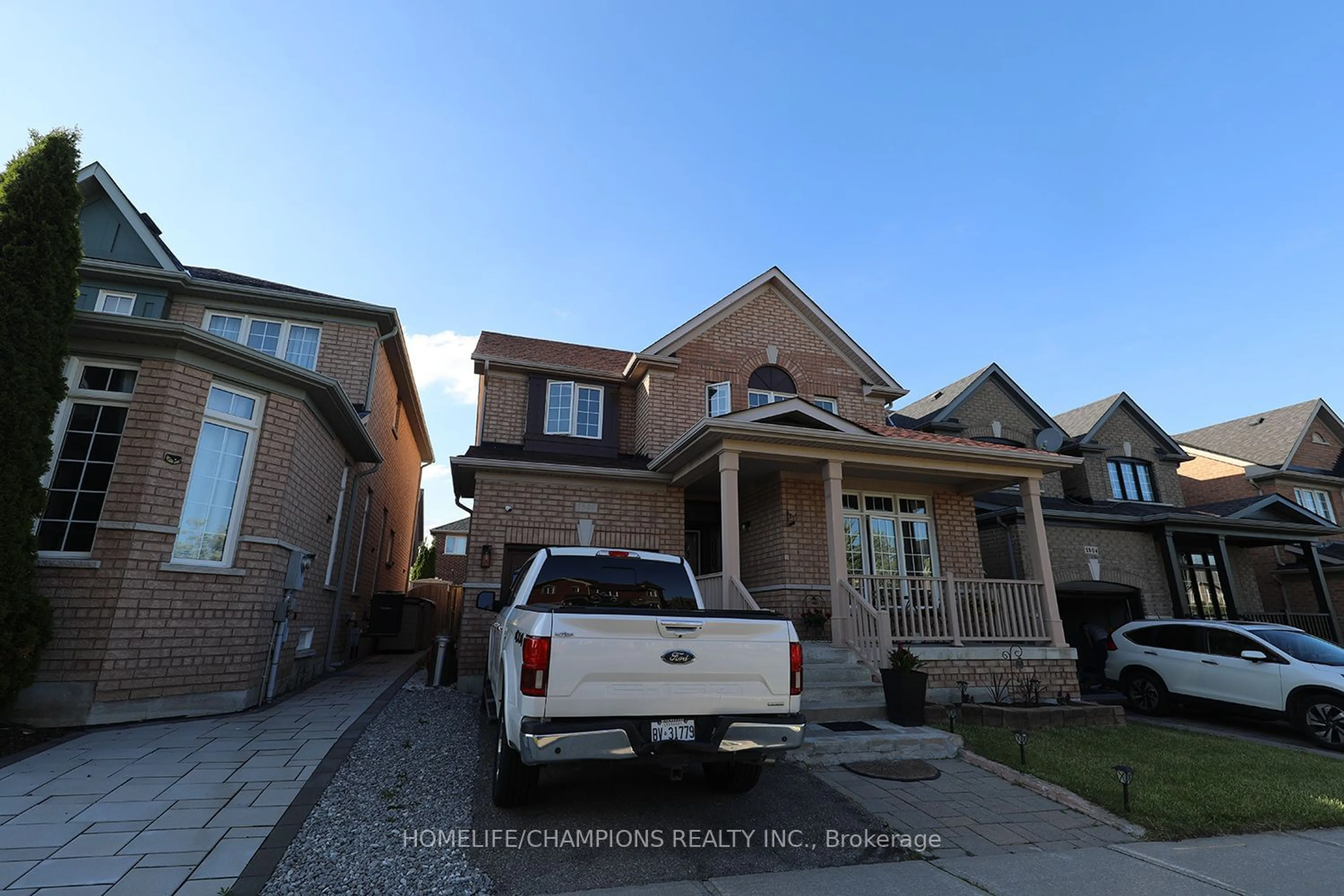 Frontside or backside of a home for 1802 Castlemore Ave, Markham Ontario L6E 2E5