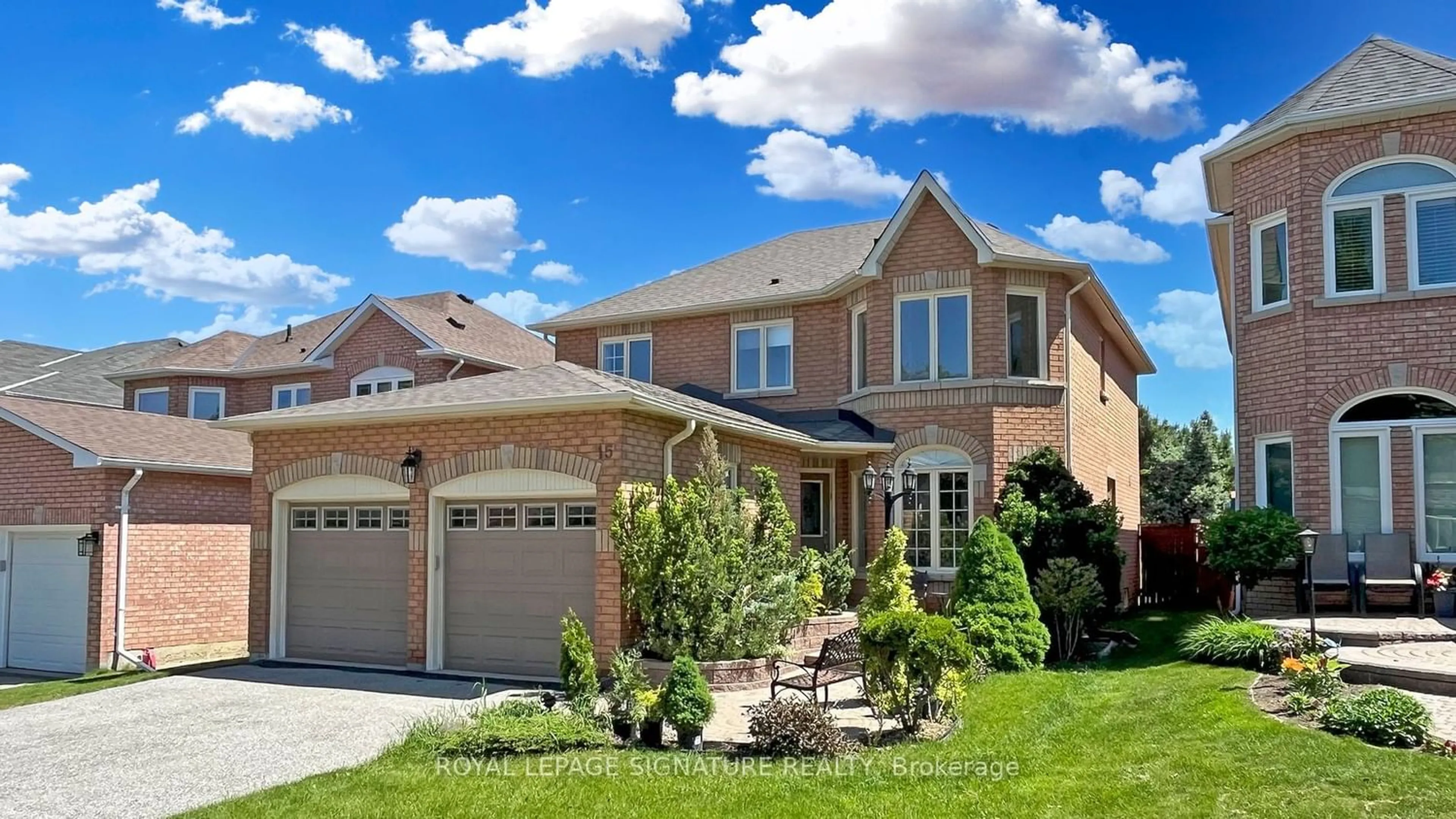 Frontside or backside of a home for 15 Armon Ave, Vaughan Ontario L4J 8B1
