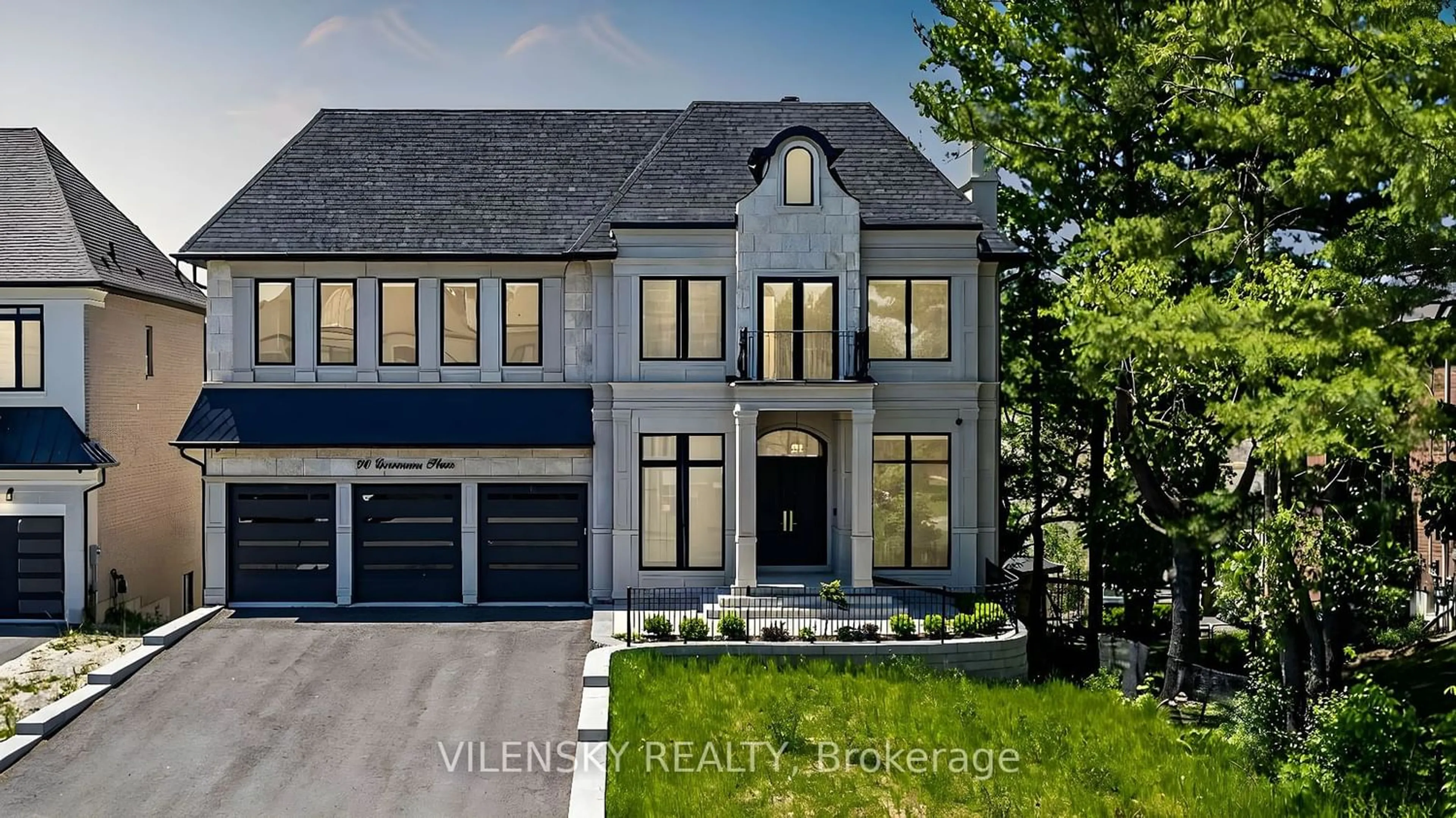 Home with brick exterior material for 90 Germana Pl, Vaughan Ontario L6A 1S2