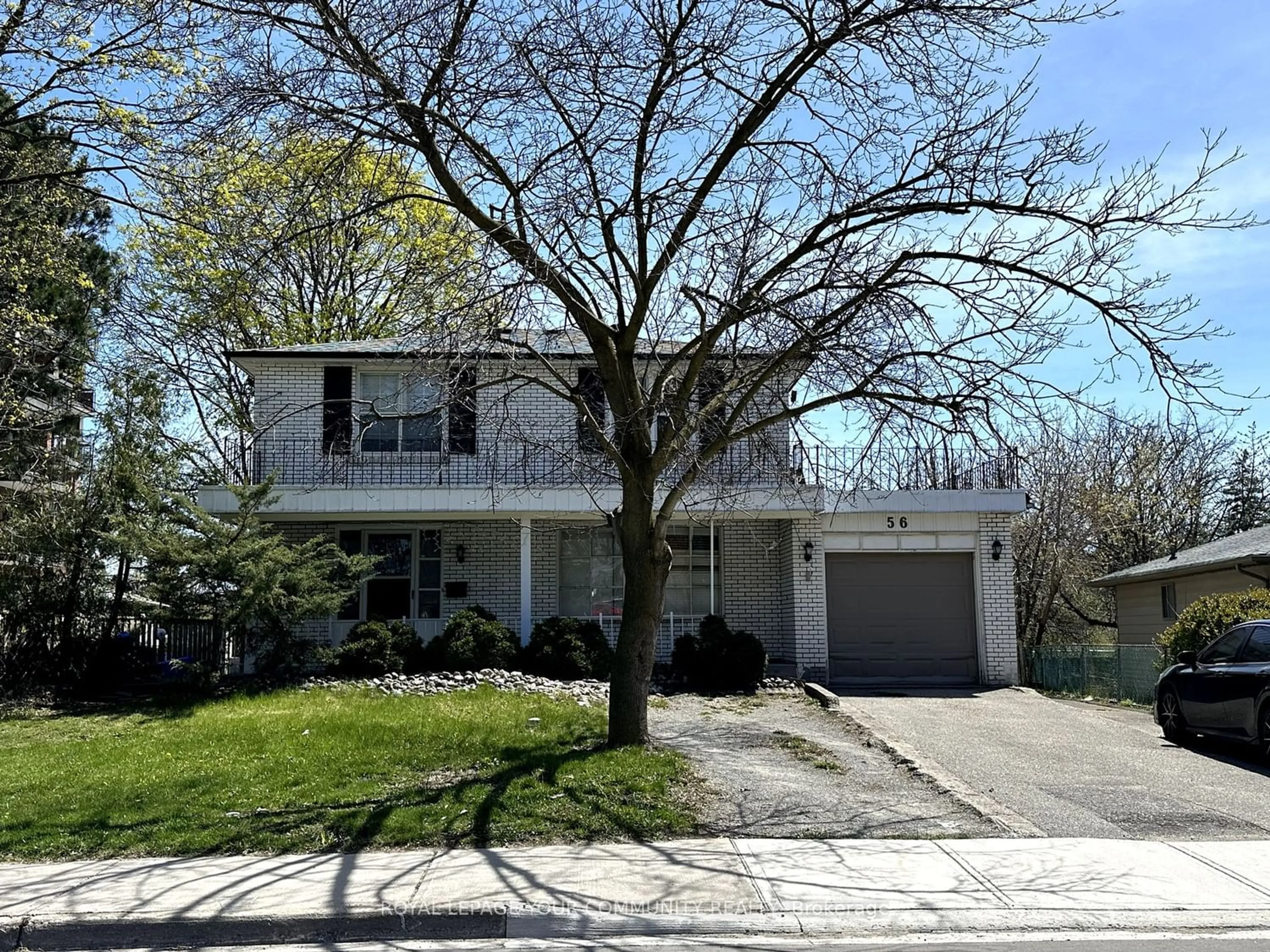 Frontside or backside of a home for 56 Dunlop St, Richmond Hill Ontario L4C 2M4