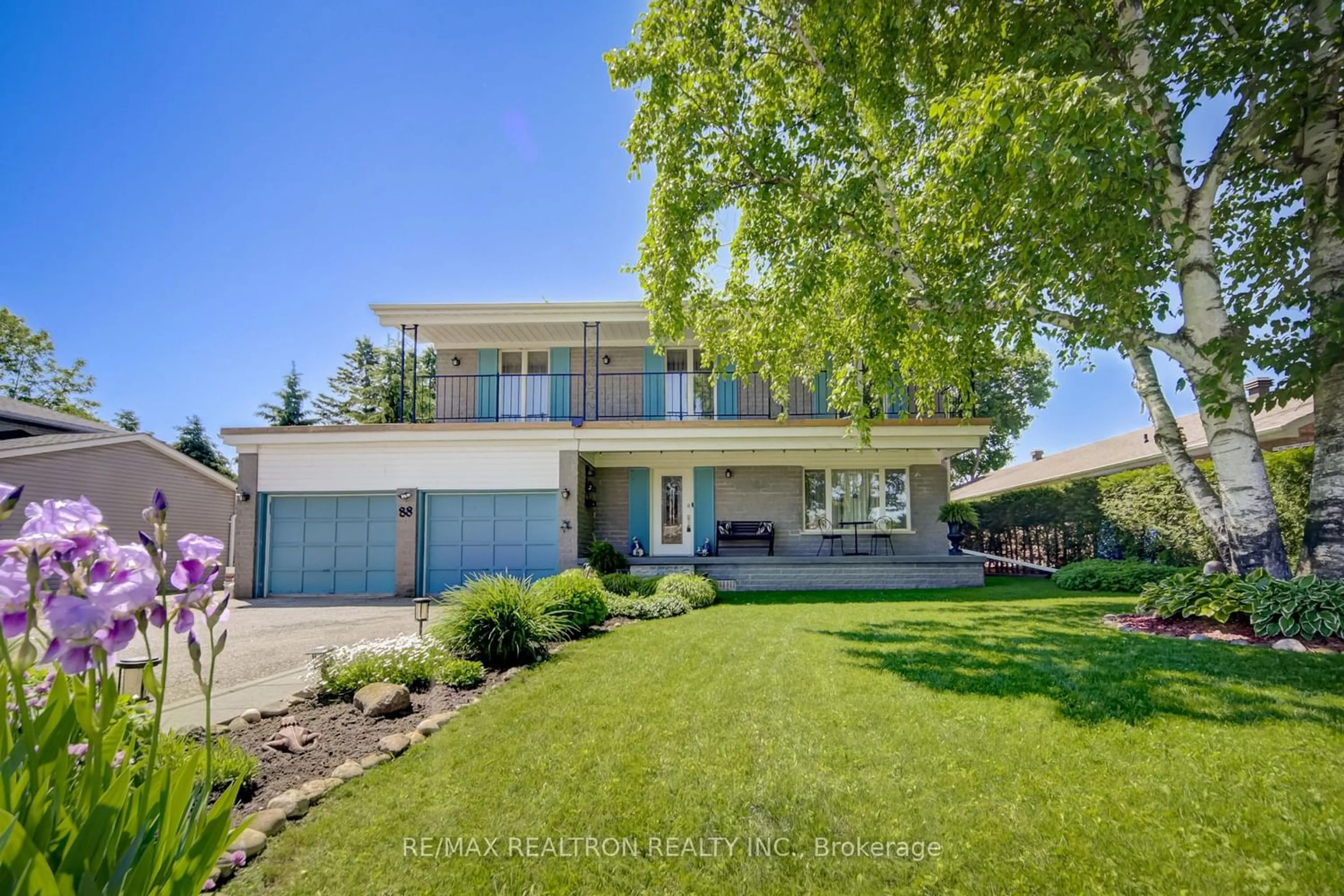 Frontside or backside of a home for 88 Marine Dr, Innisfil Ontario L0L 1R0