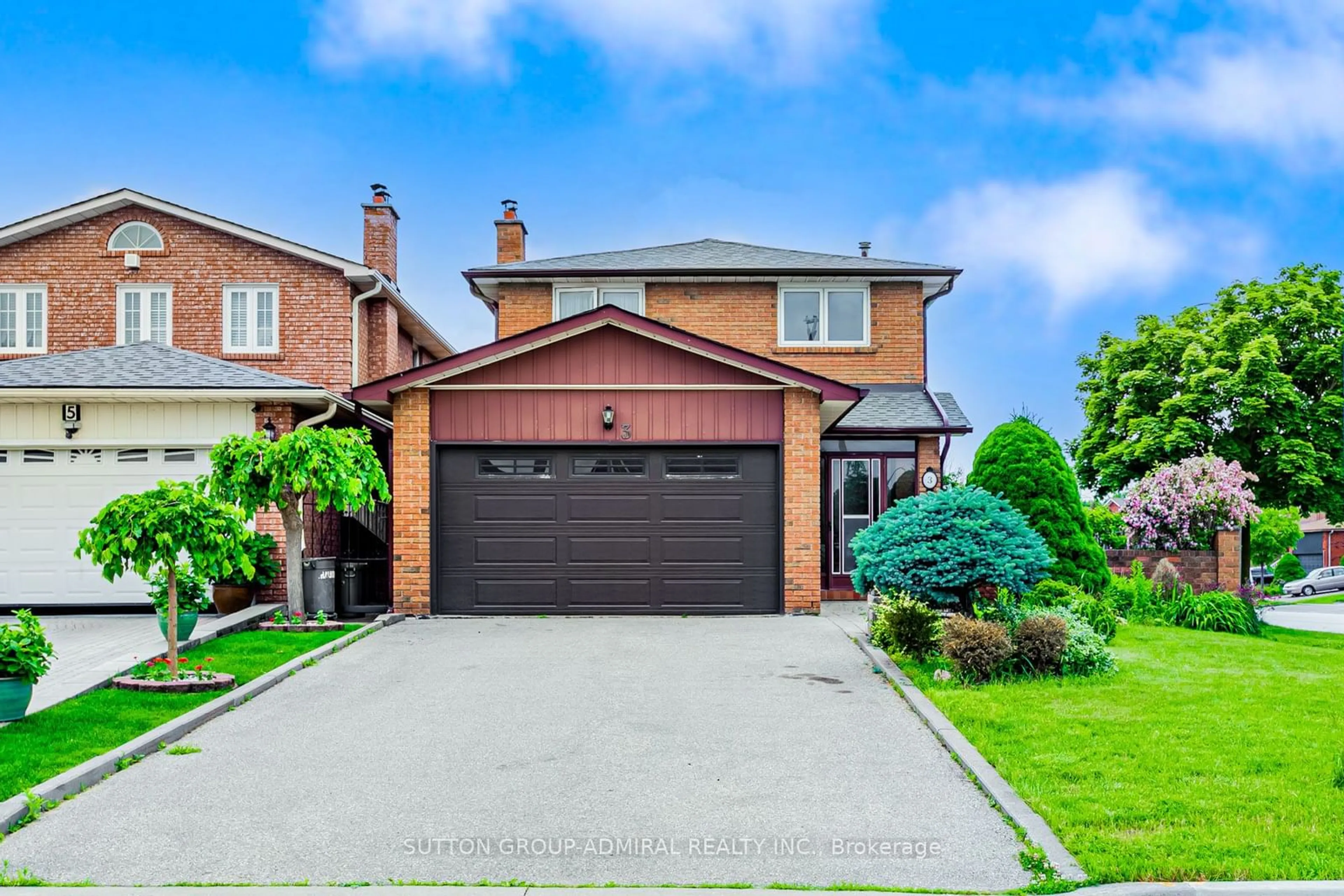 Frontside or backside of a home for 3 Harbour Town Crt, Vaughan Ontario L4K 1V3