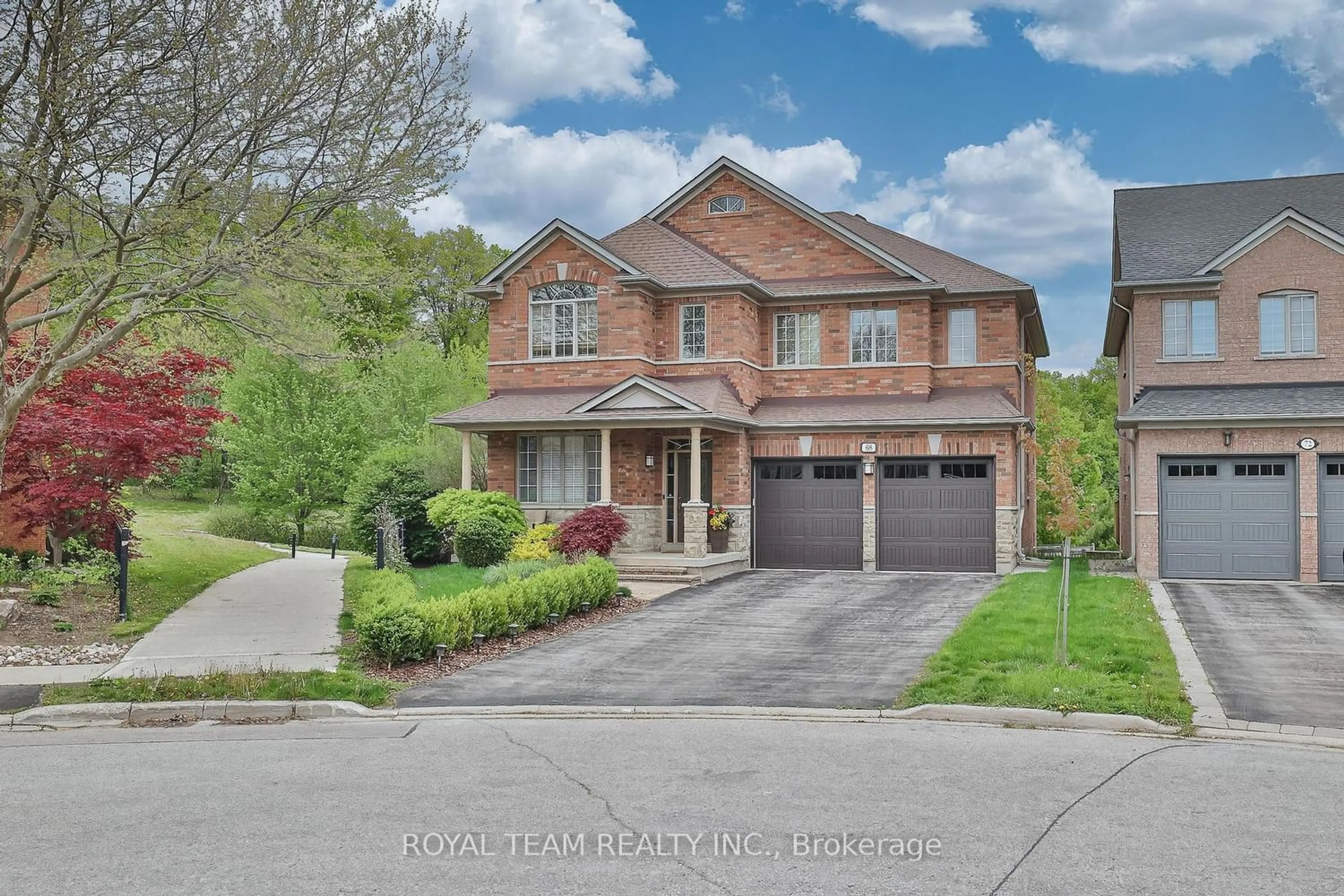 Home with brick exterior material for 68 Canelli Heights Crt, Vaughan Ontario L4J 8V5