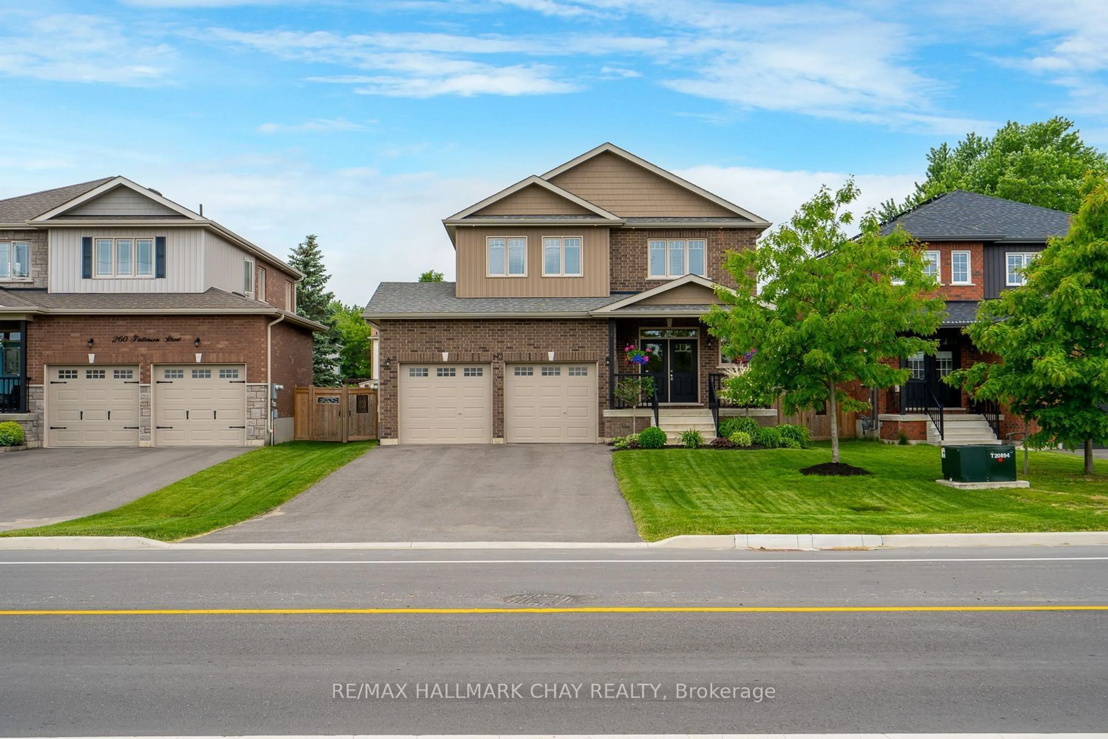 Frontside or backside of a home, the street view for 262 Patterson St, New Tecumseth Ontario L0G 1A0