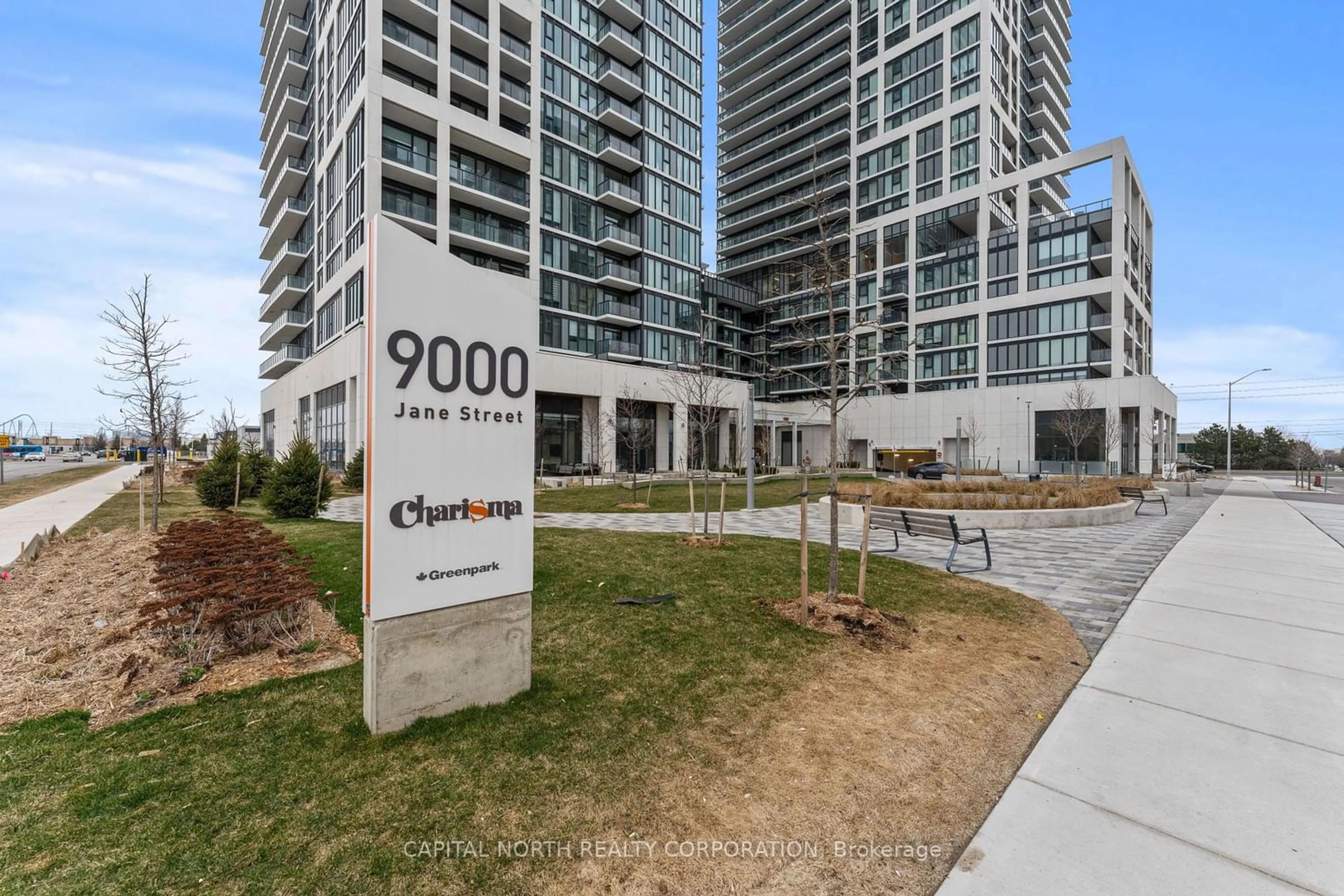 A pic from exterior of the house or condo for 9000 Jane St #1010, Vaughan Ontario L4K 0M6