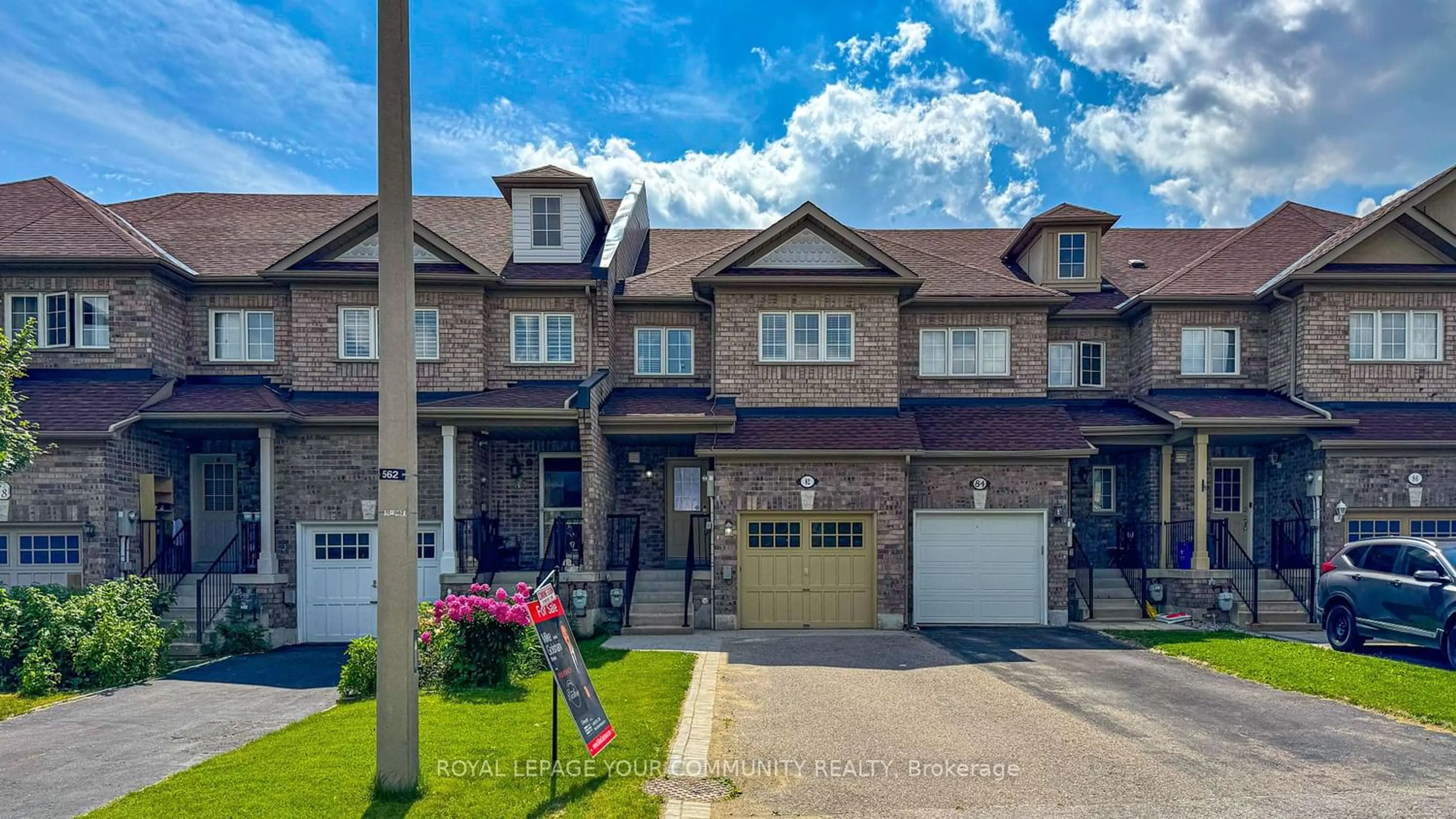 A pic from exterior of the house or condo for 82 Goode St, Richmond Hill Ontario L4S 2T6