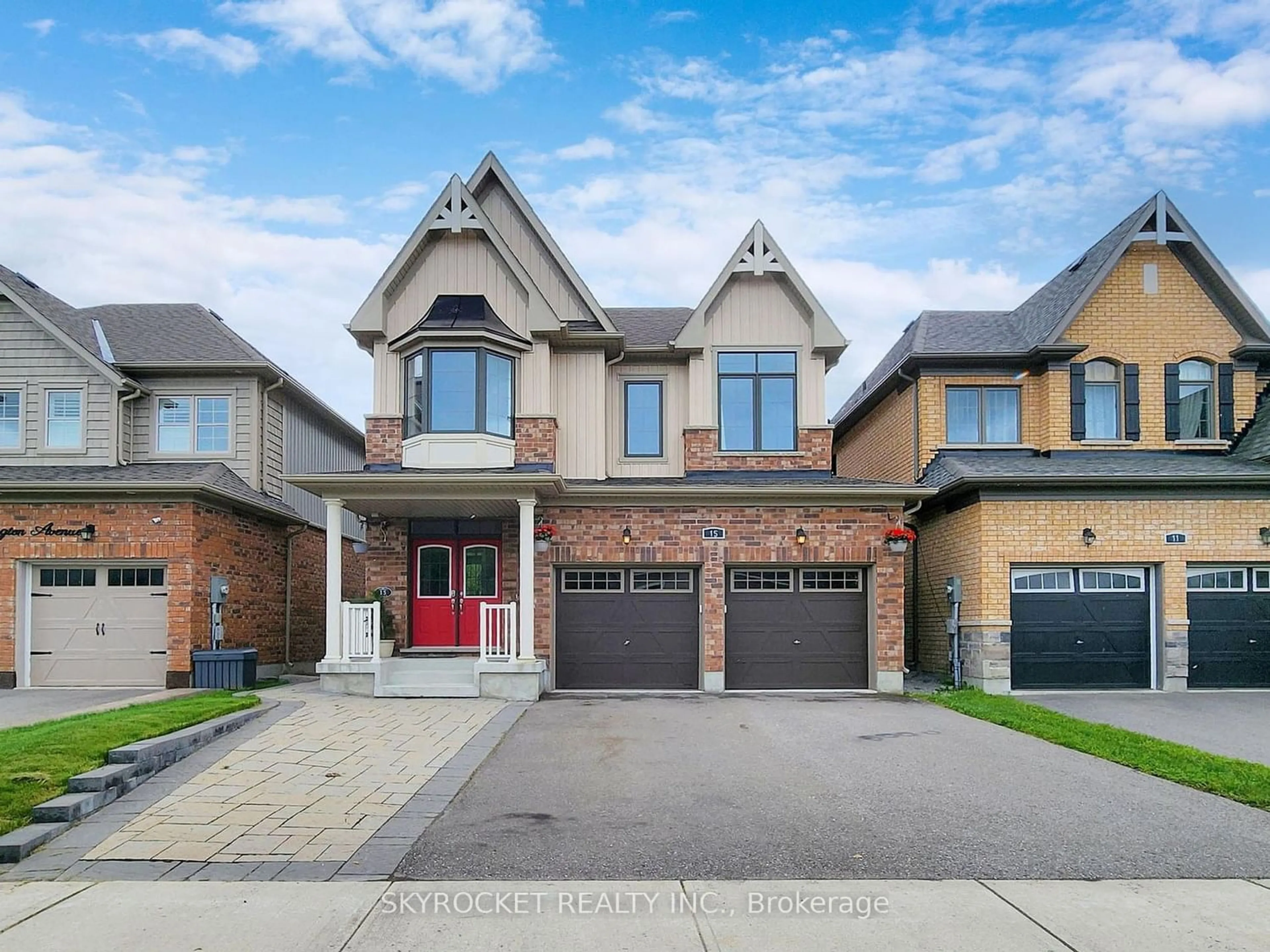 Home with brick exterior material for 15 Chessington Ave, East Gwillimbury Ontario L0G 1R0