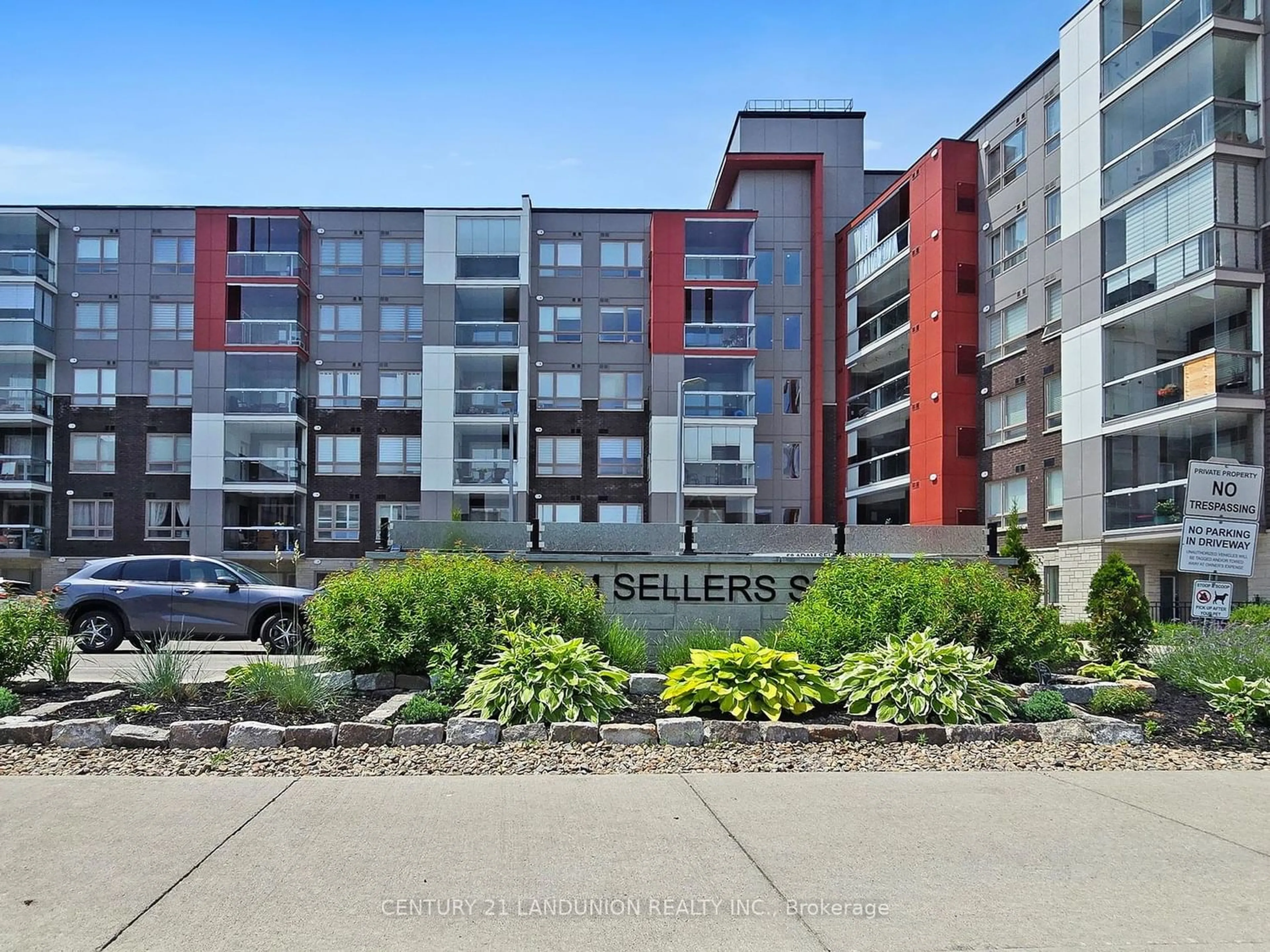 A pic from exterior of the house or condo for 58 Adam Sellers St #102, Markham Ontario L6B 1P5