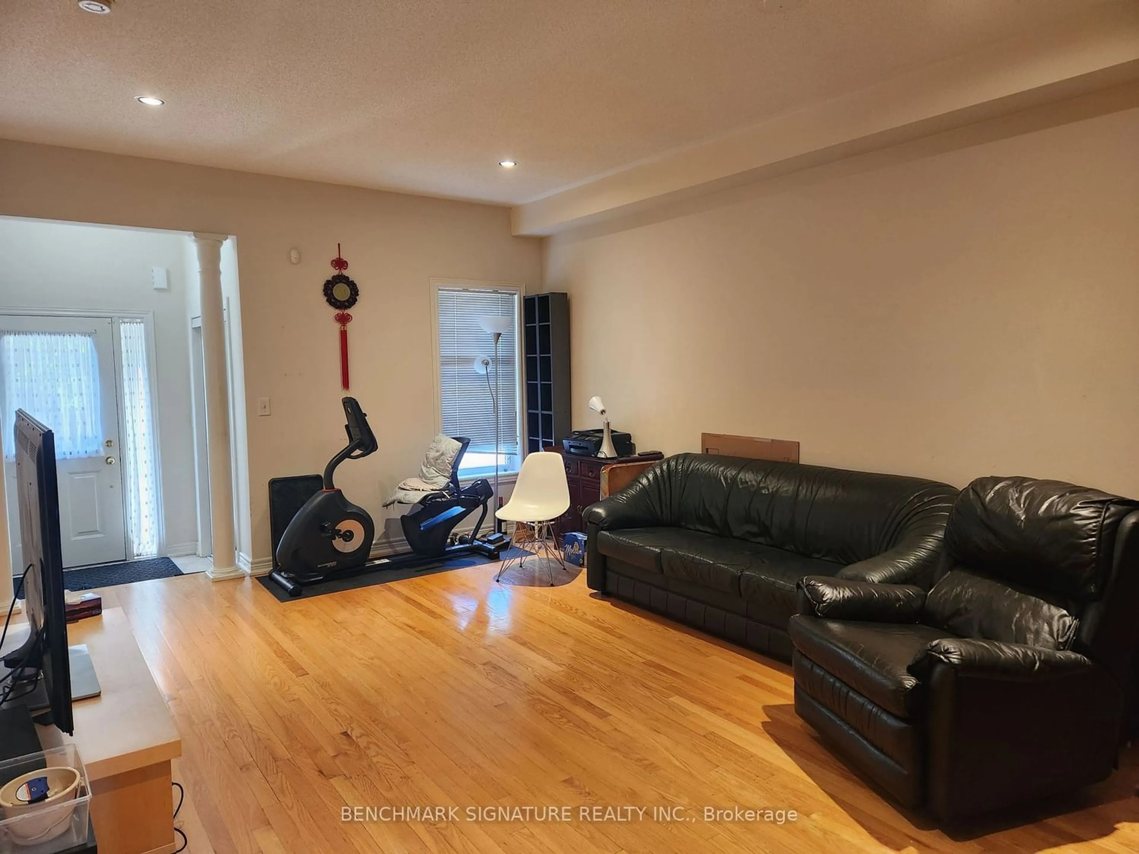 A pic of a room for 19 Drew Kelly Way, Markham Ontario L3R 5R3