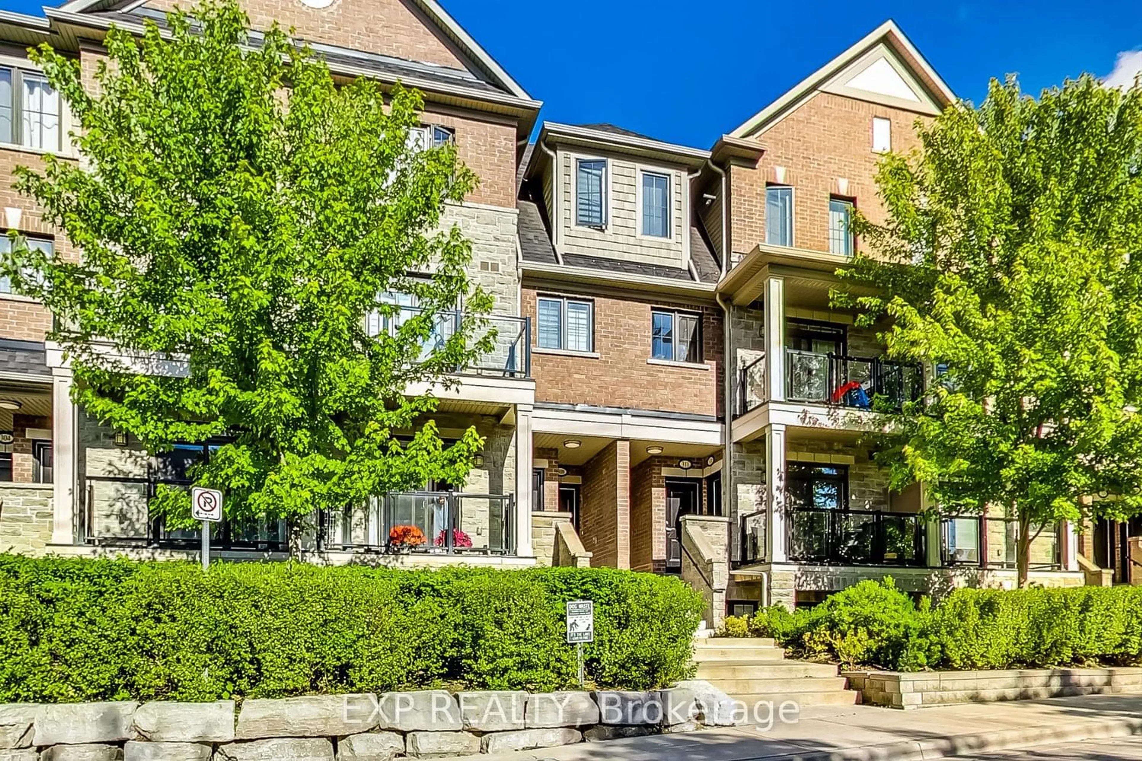 A pic from exterior of the house or condo for 199 Pine Grove Rd #308, Vaughan Ontario L4L 2H7