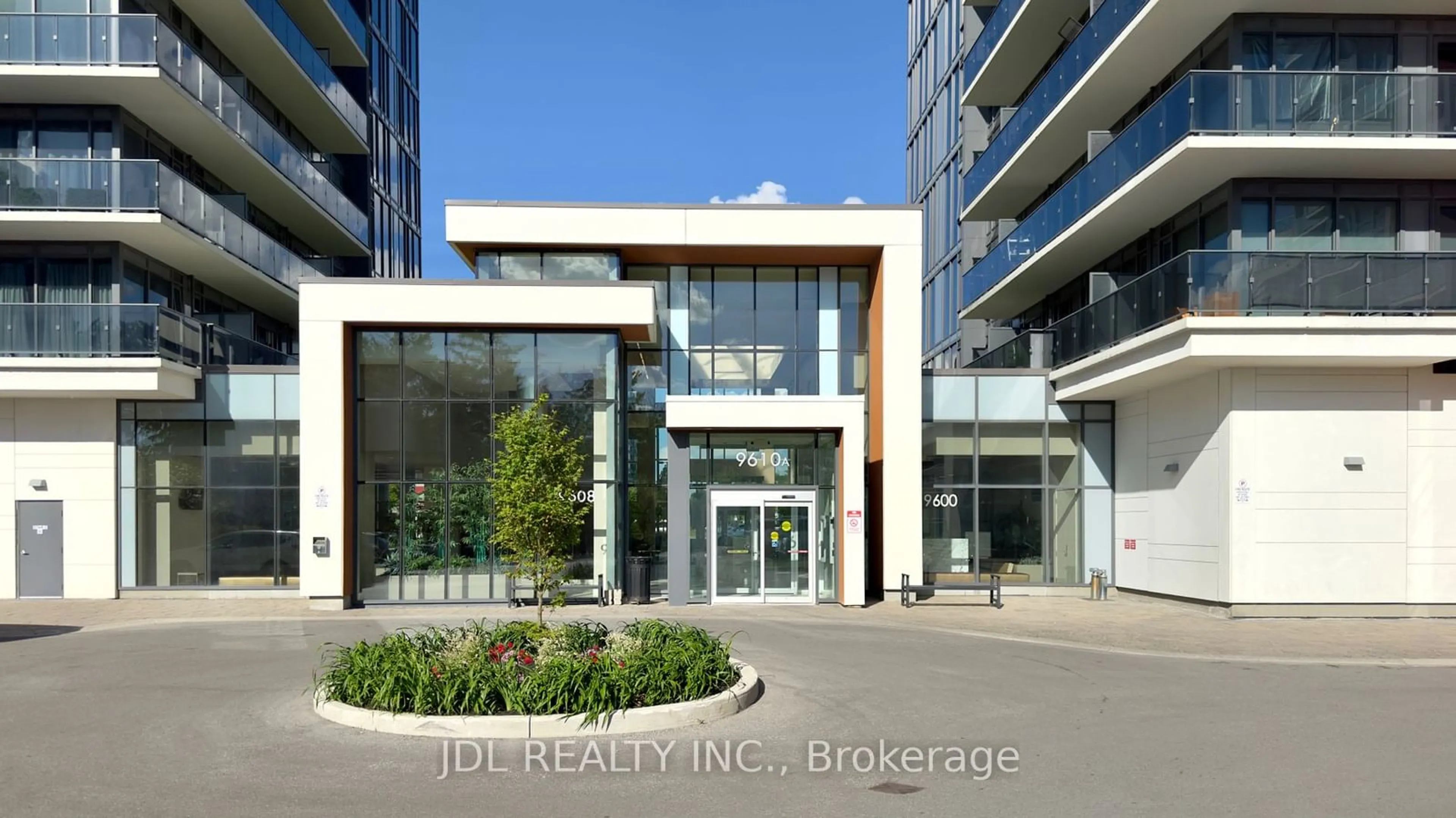 A pic from exterior of the house or condo for 9600 Yonge St #1203B, Richmond Hill Ontario L4C 0X3