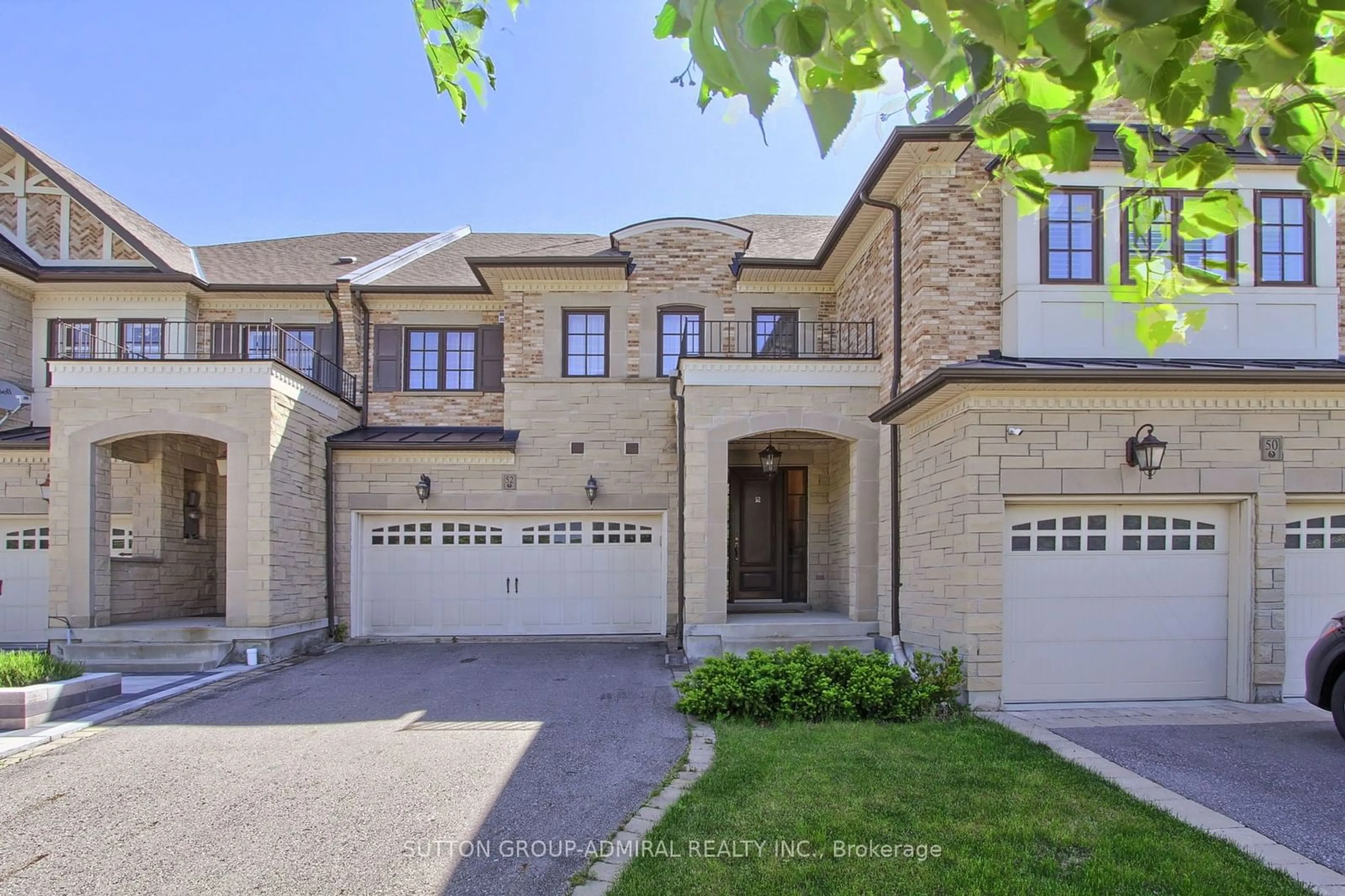 Home with brick exterior material for 52 Jenny Thompson Crt, Richmond Hill Ontario L4S 0E7