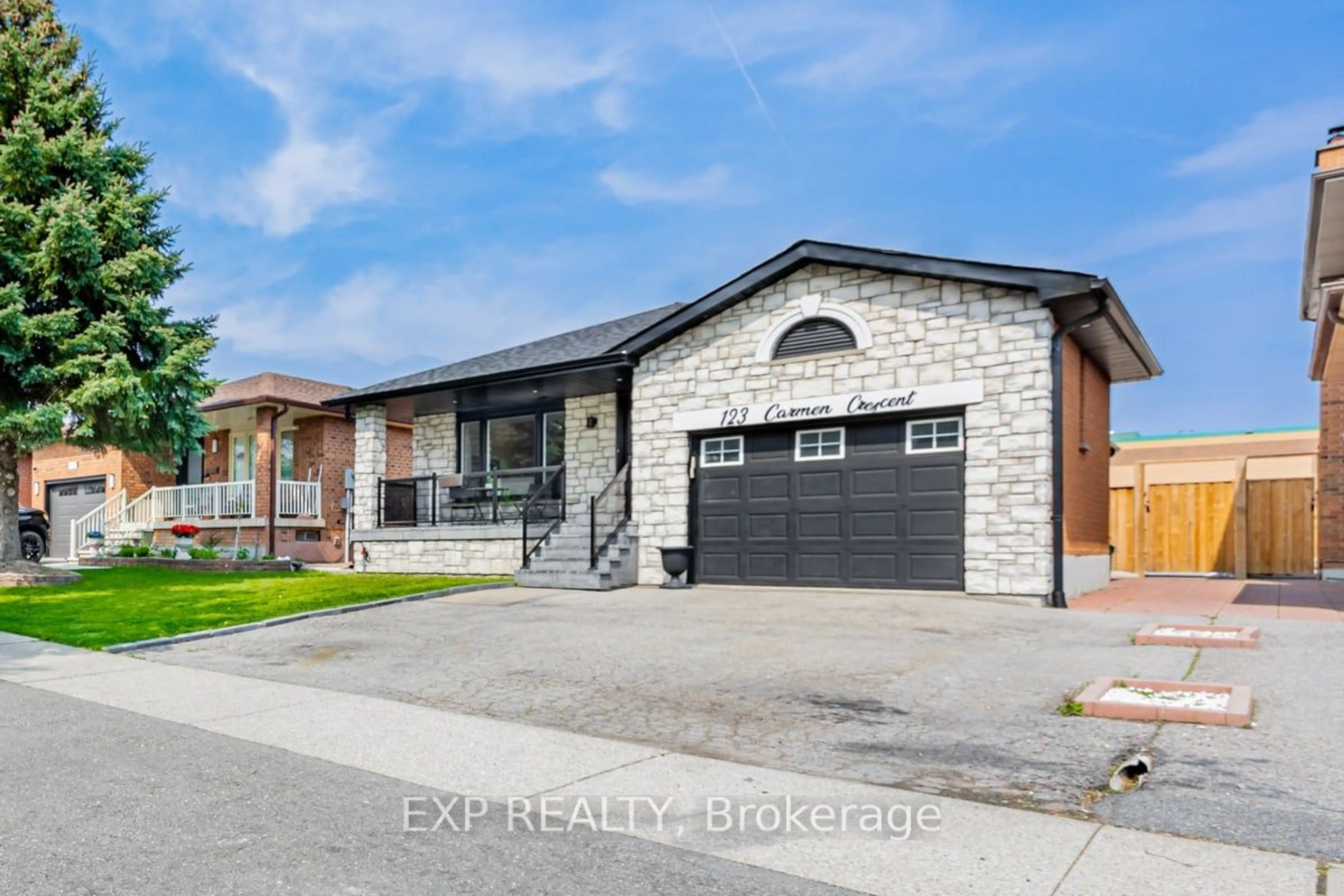 Home with brick exterior material for 123 Carmen Cres, Vaughan Ontario L4L 5P7