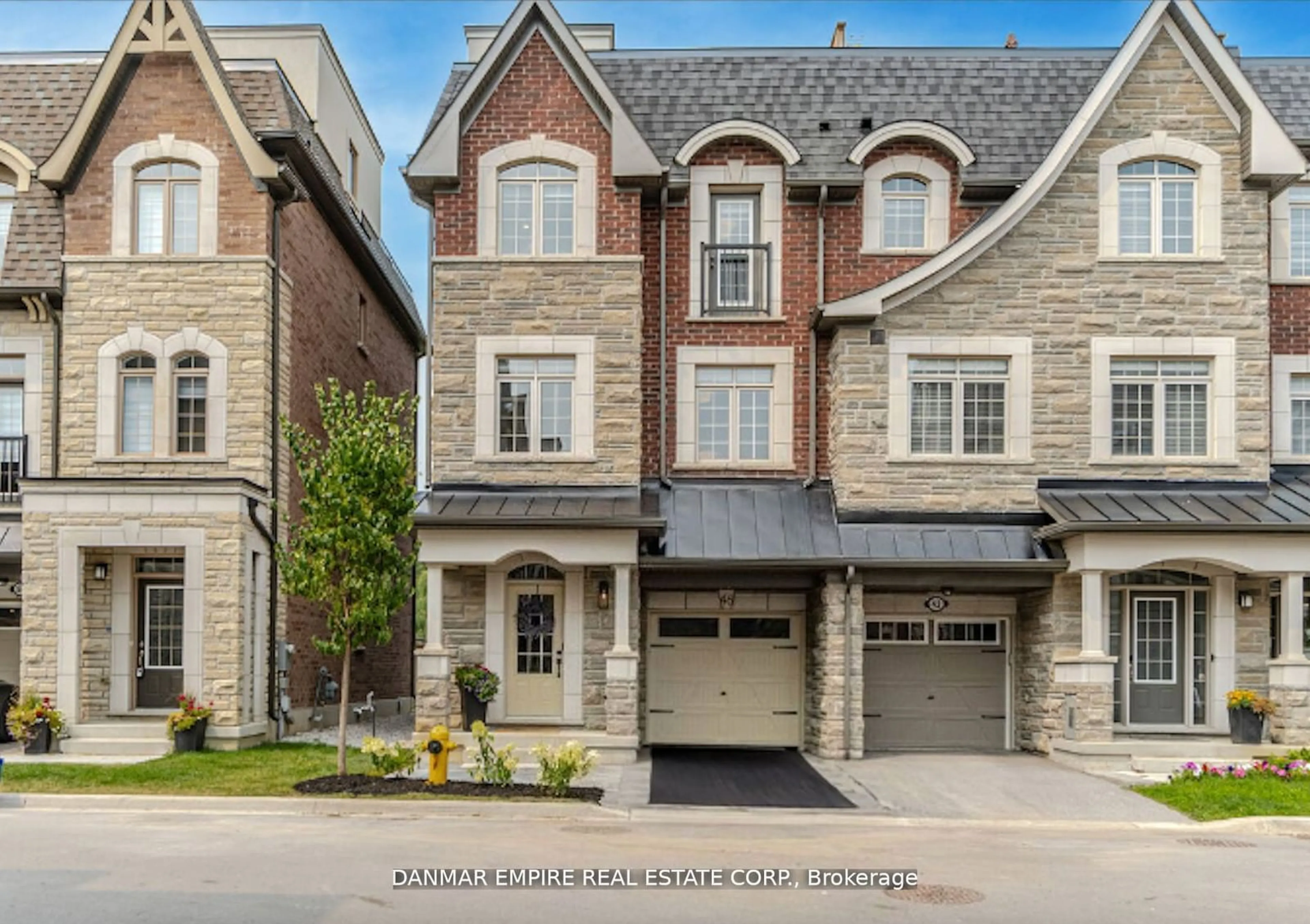 Home with brick exterior material for 46 Ingleside St, Vaughan Ontario L4L 0H9