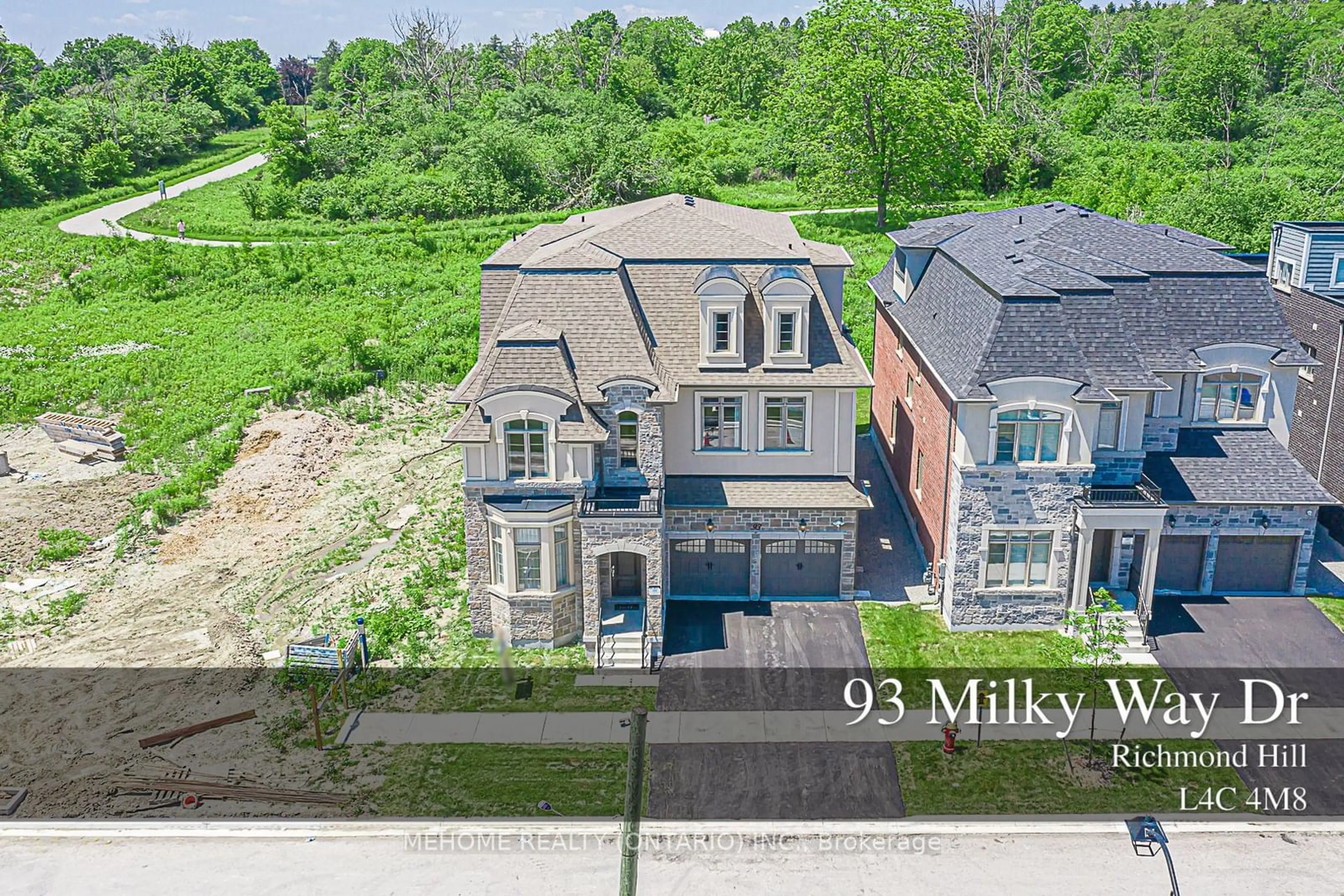 A pic from exterior of the house or condo for 93 Milky Way Dr, Richmond Hill Ontario L4C 4M8