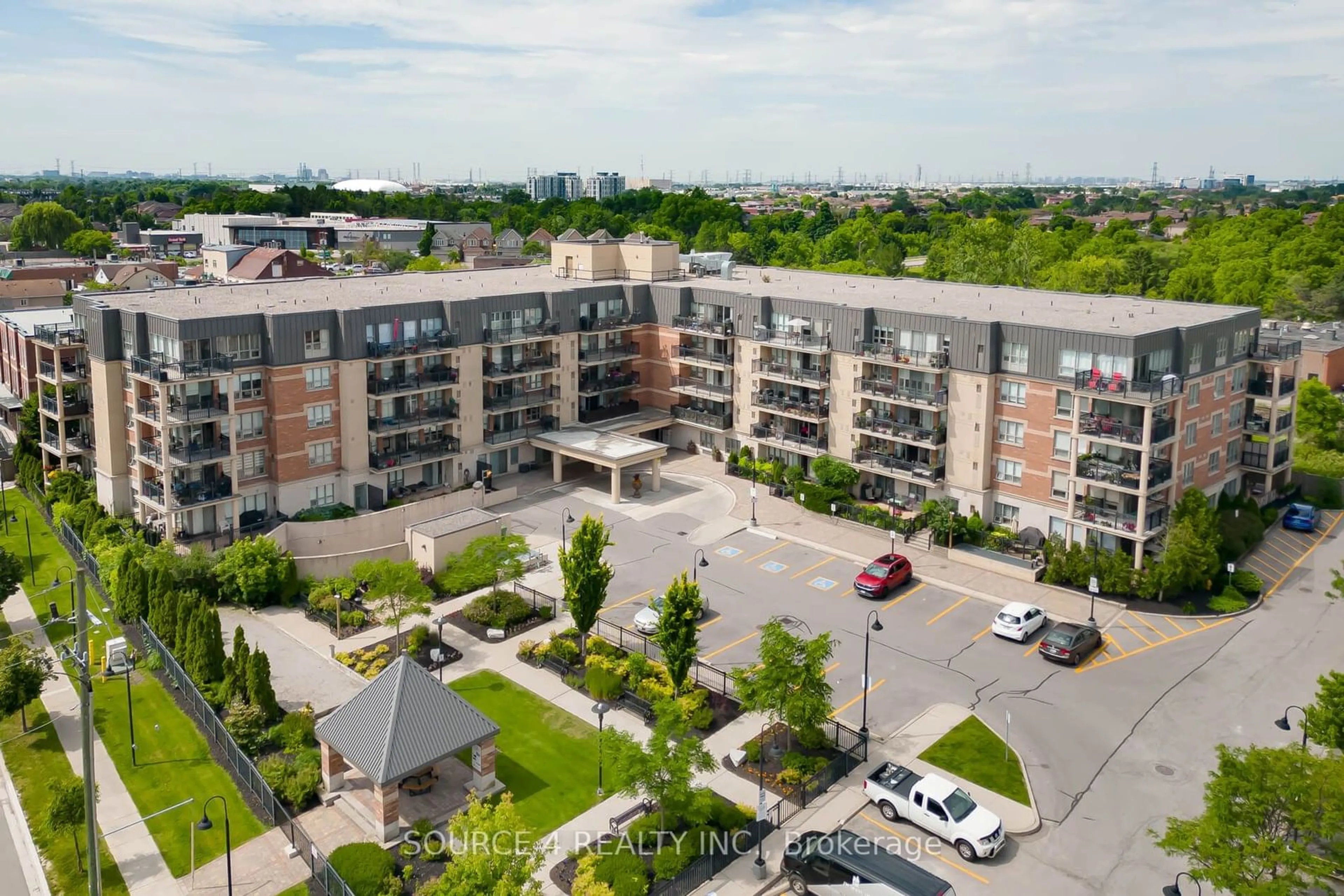 A pic from exterior of the house or condo for 8026 Kipling Ave #506, Vaughan Ontario L4L 2A1