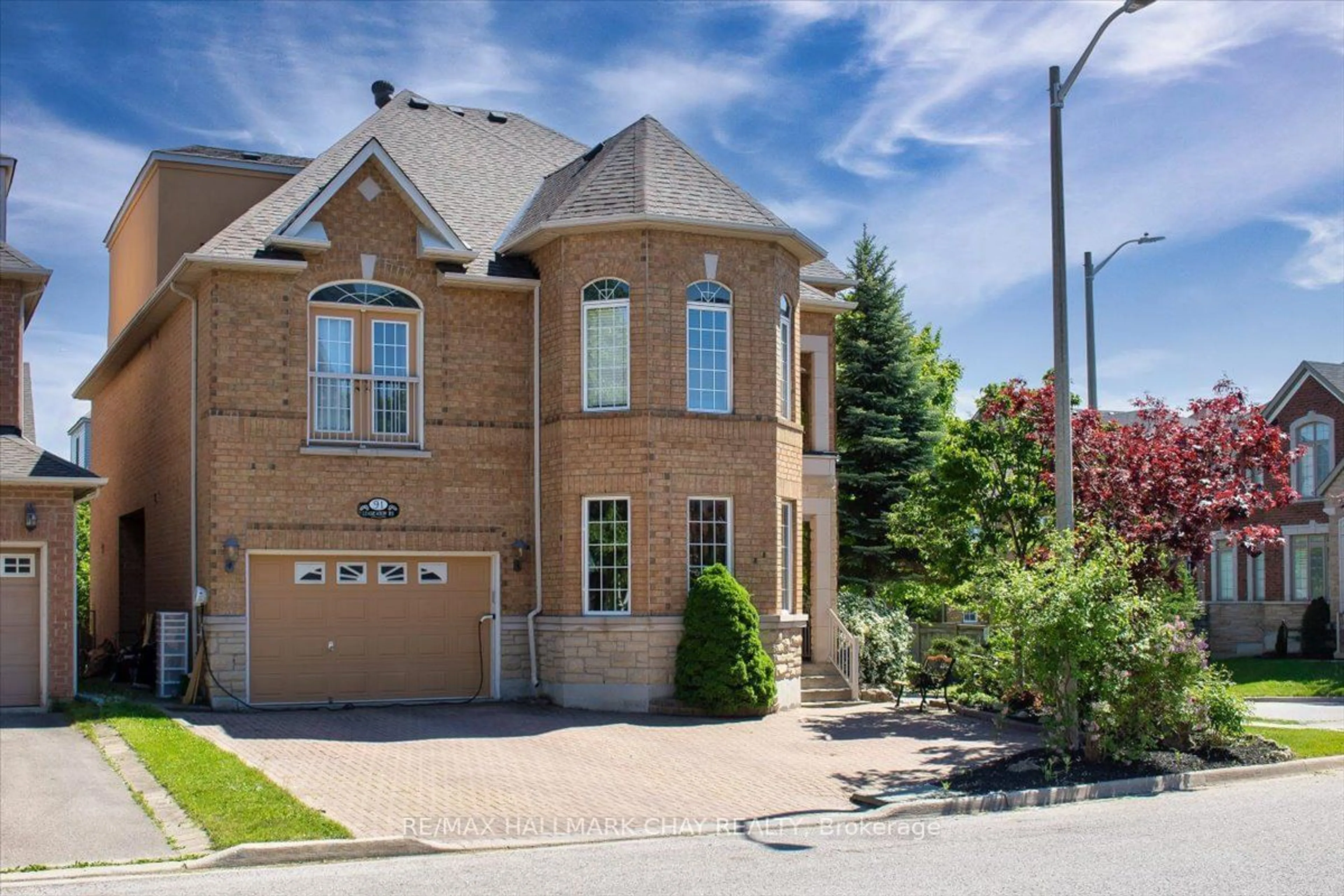 Home with brick exterior material for 91 Leameadow Rd, Vaughan Ontario L4J 8T5
