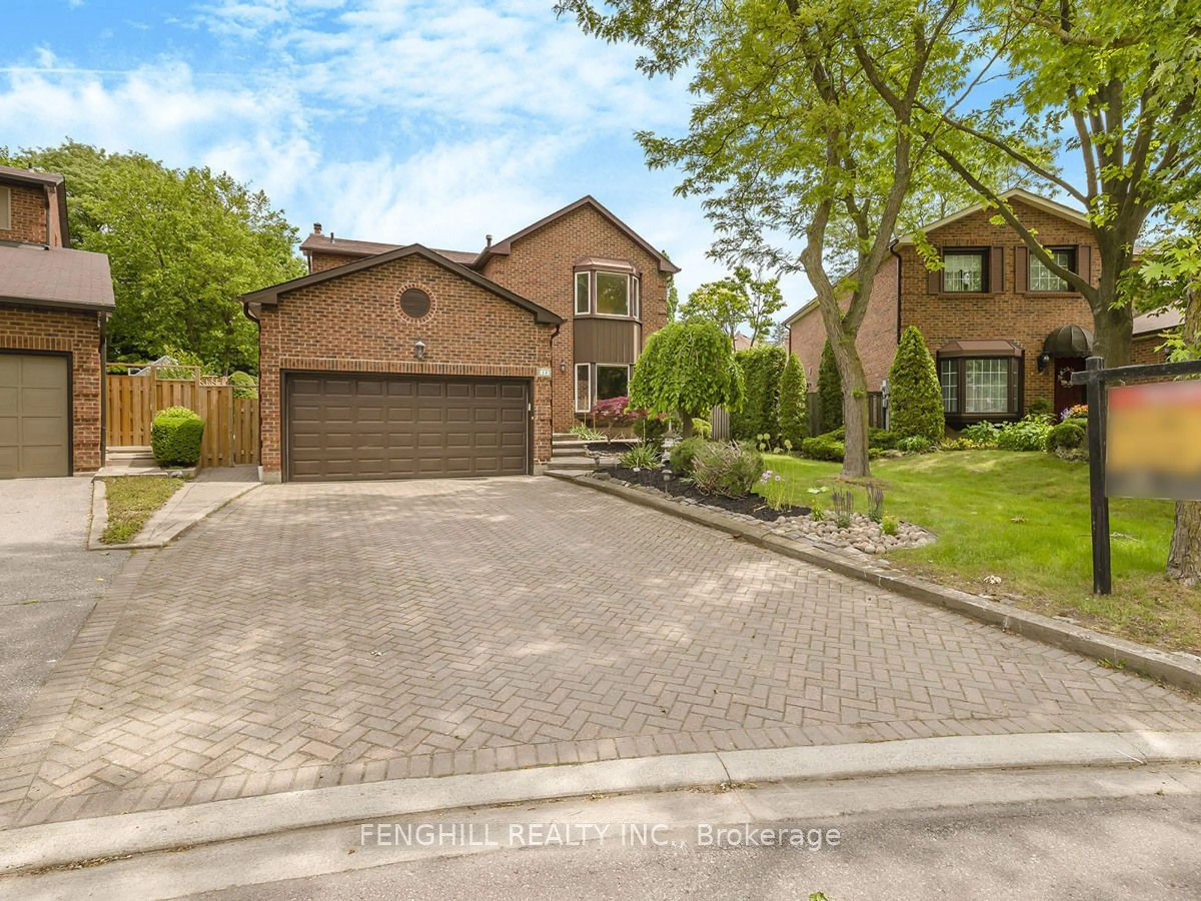 Frontside or backside of a home for 10 Spanhouse Cres, Markham Ontario L3R 4E3