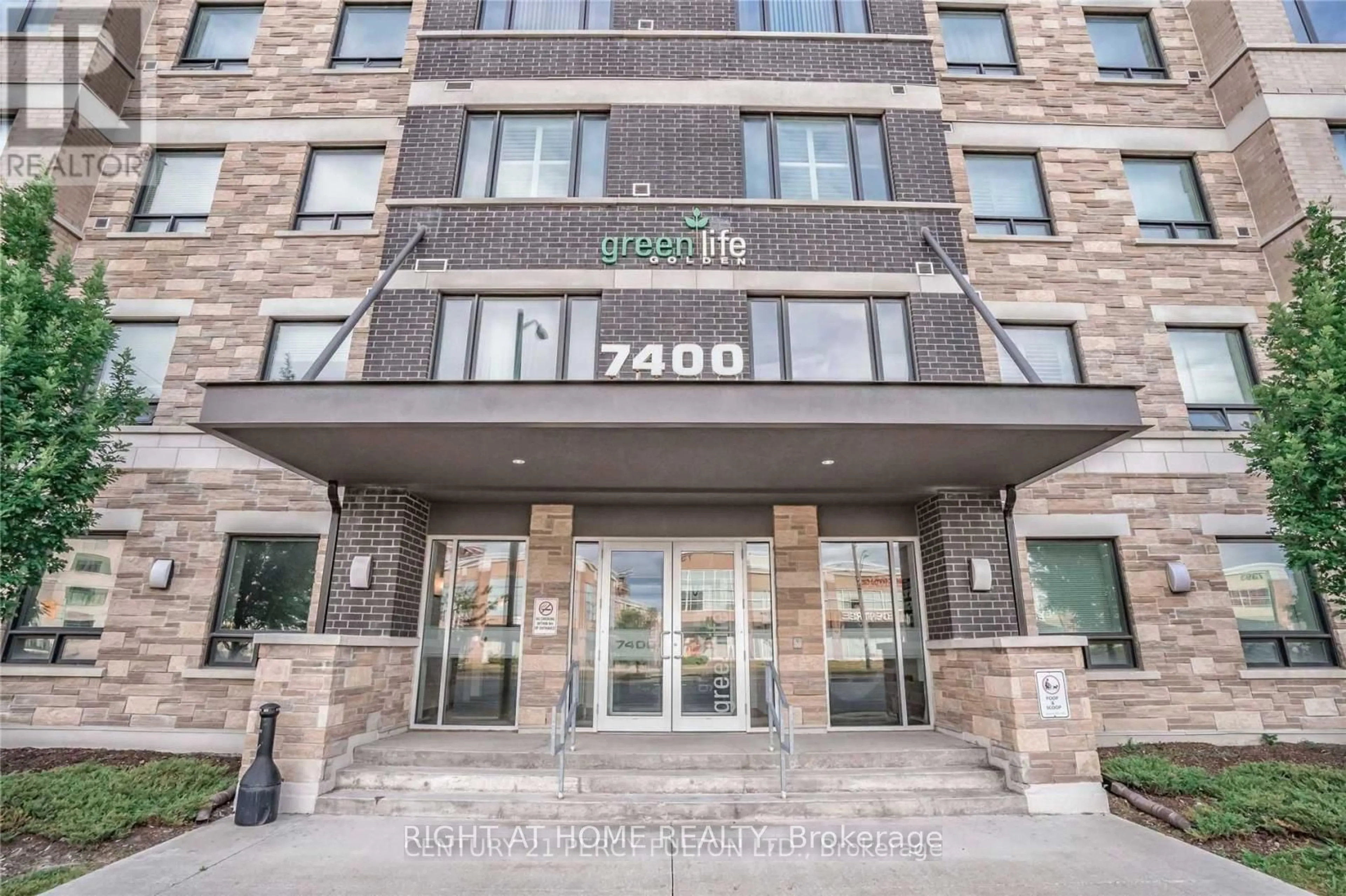 A pic from exterior of the house or condo for 7400 MARKHAM Rd #320, Markham Ontario L3S 0C5