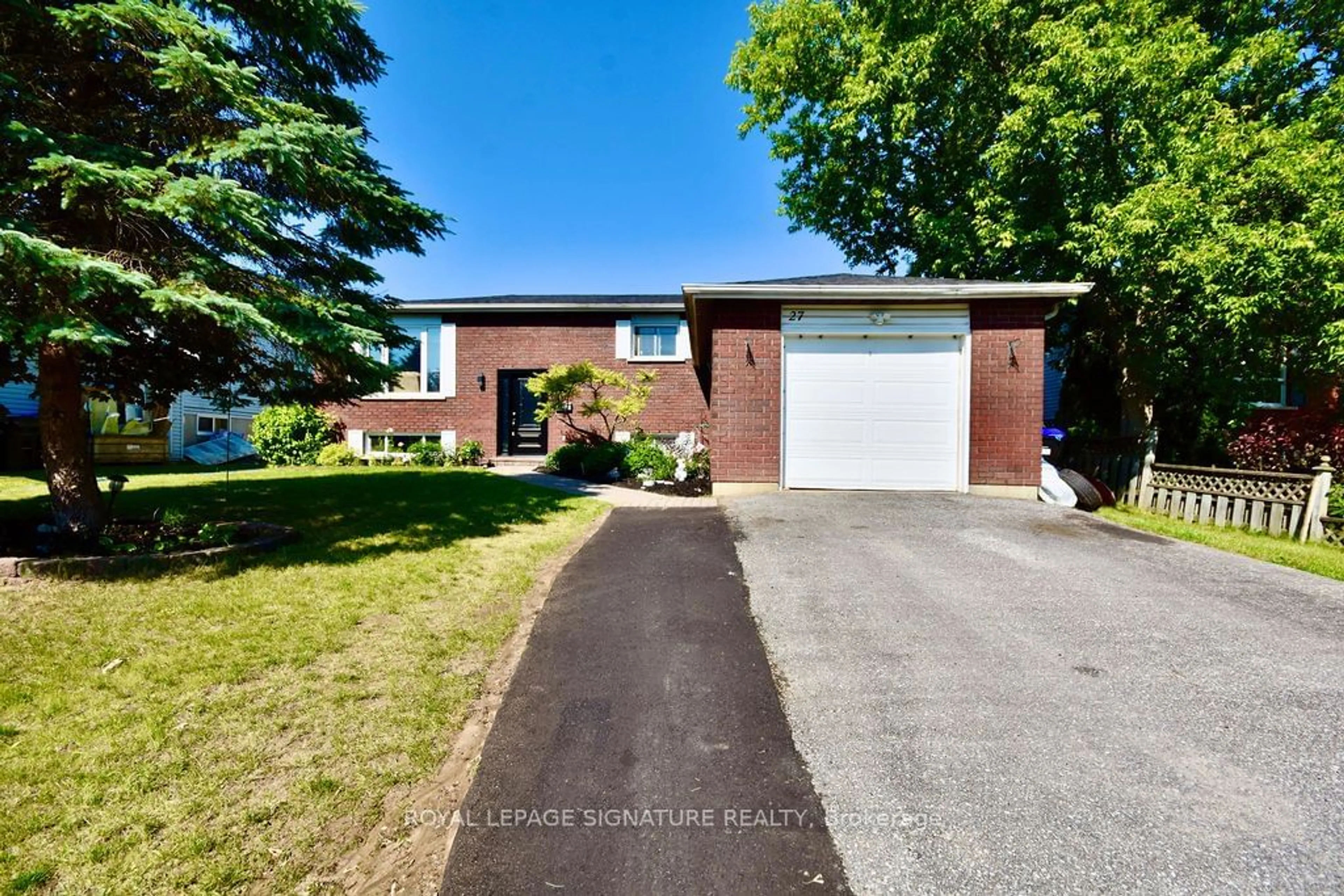 Frontside or backside of a home for 27 Sandy Lane, Essa Ontario L3W 0J6