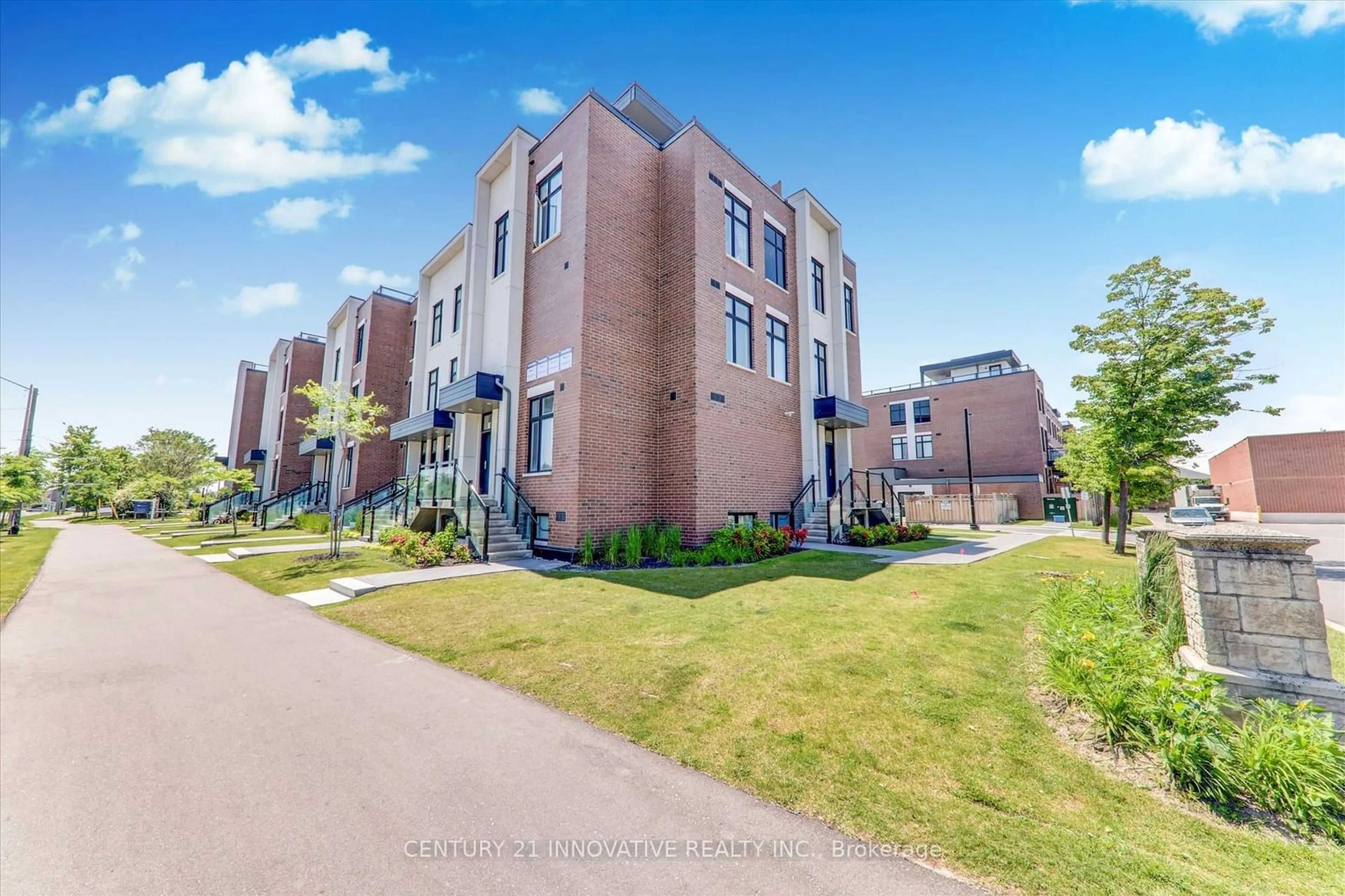 A pic from exterior of the house or condo for 9560 Islington Ave #L101, Vaughan Ontario L4H 4Z5