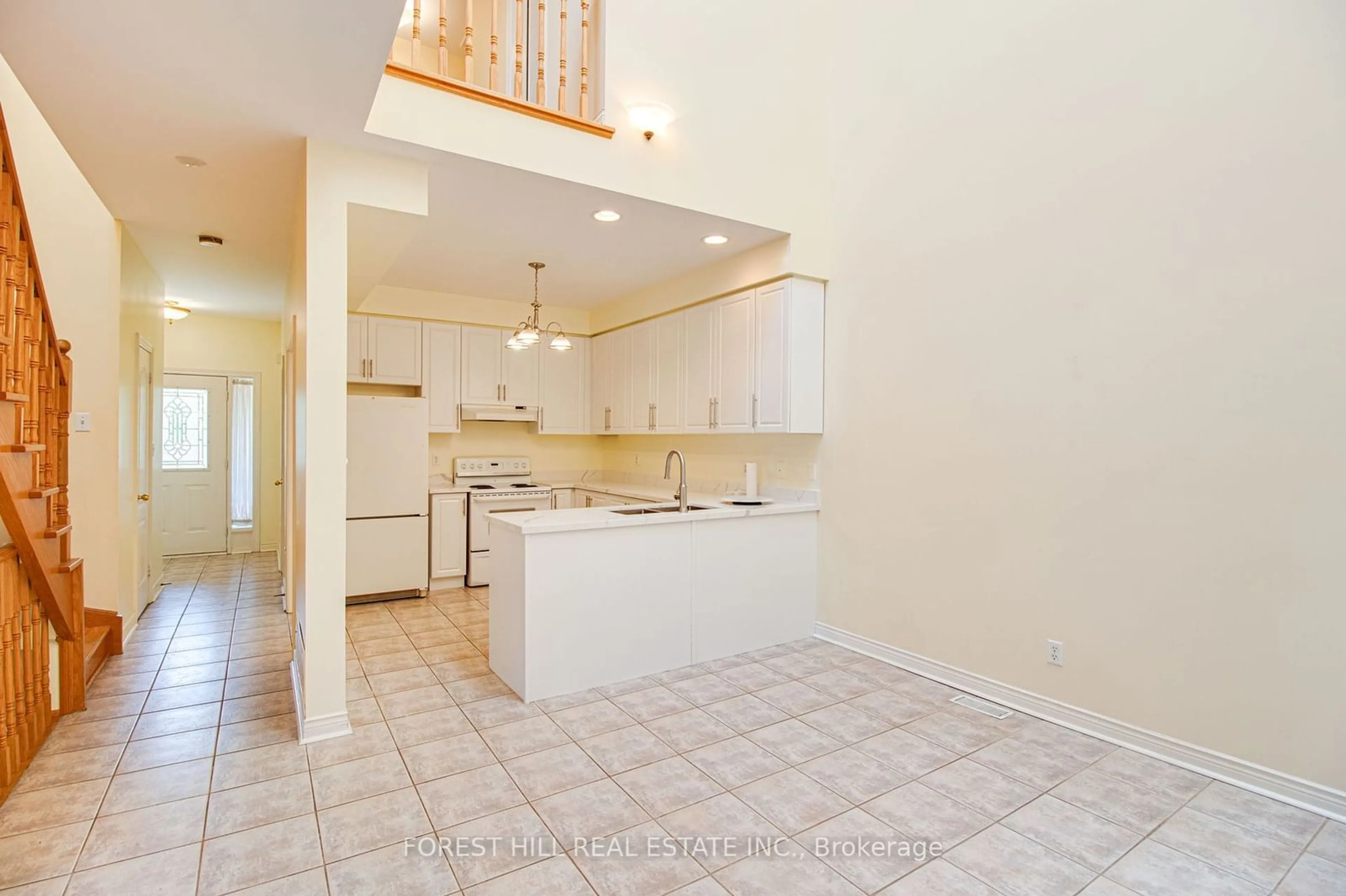 Kitchen for 59 Hunt Ave, Richmond Hill Ontario L4C 4H1