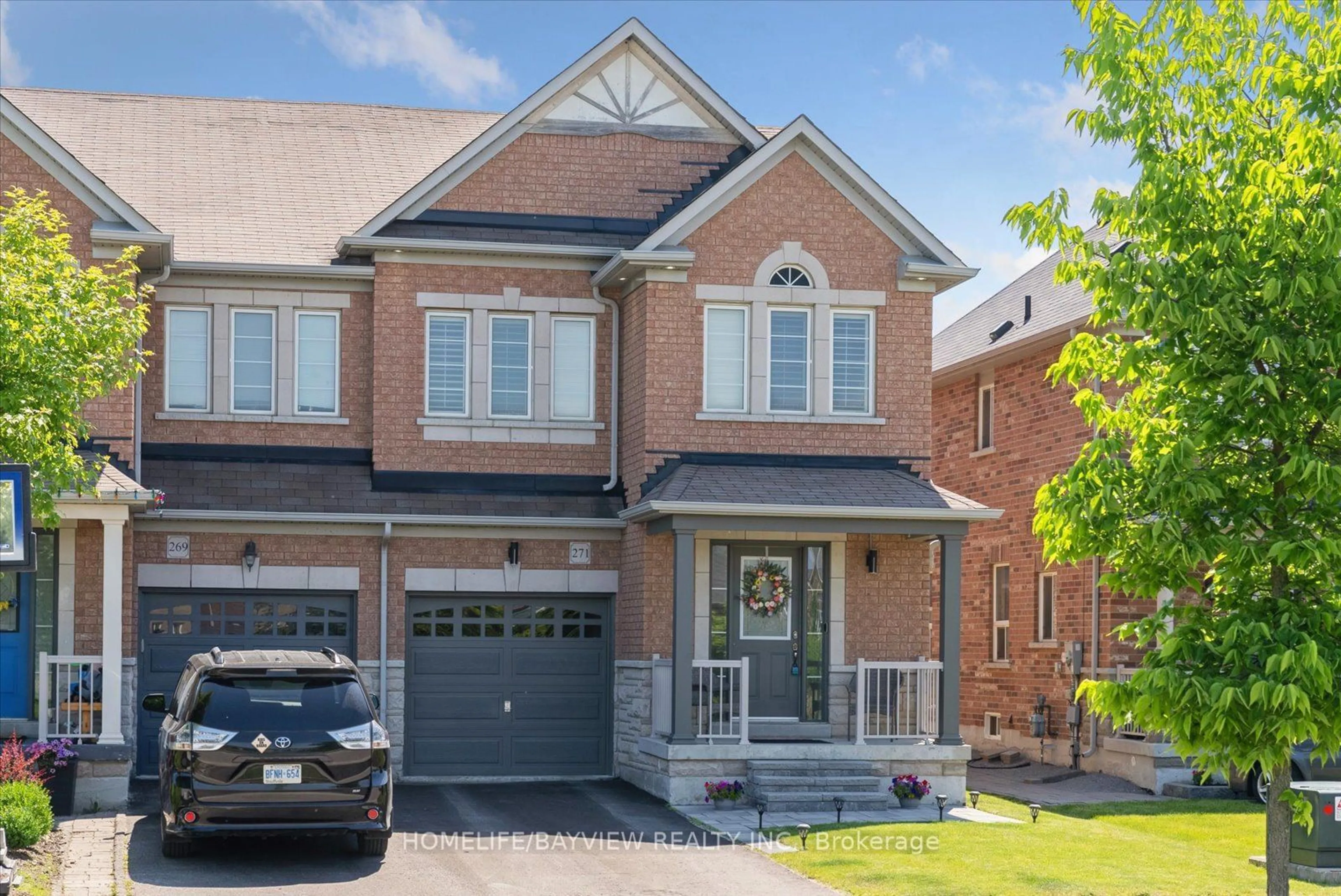 Home with brick exterior material for 271 Richard Underhill Ave, Whitchurch-Stouffville Ontario L4A 0Y8