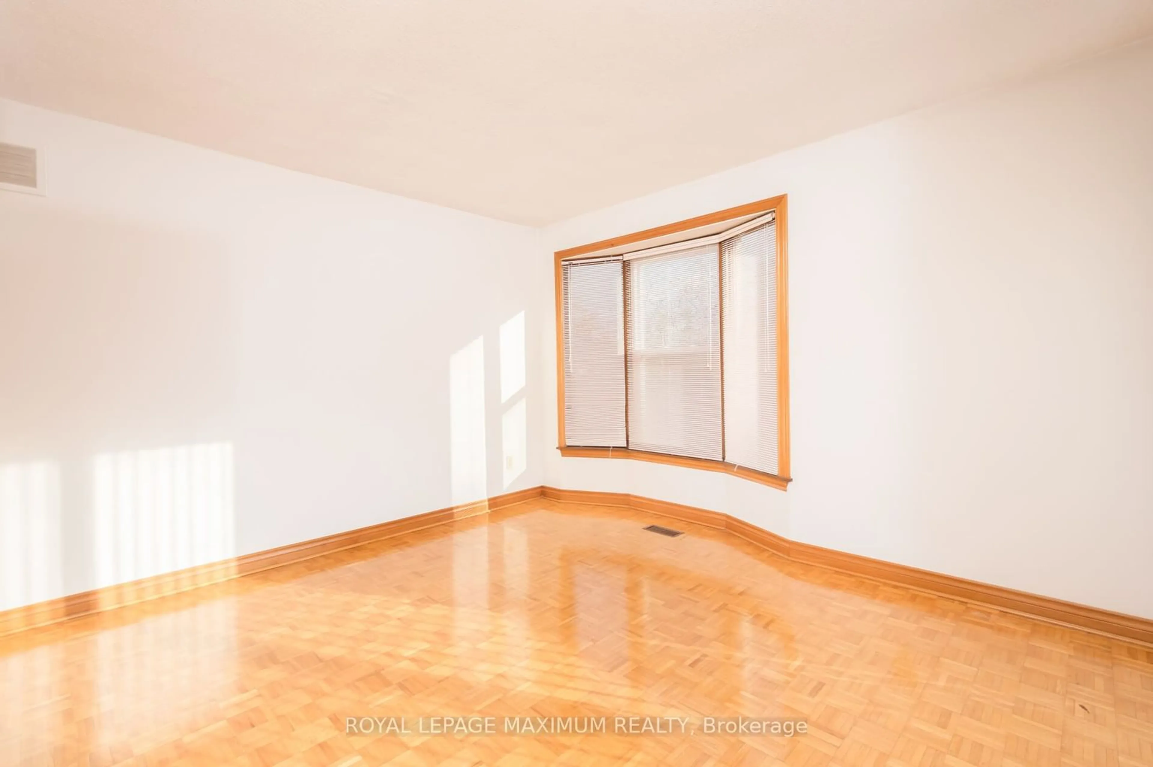 A pic of a room for 150 Beechnut Rd, Vaughan Ontario L4L 6T7