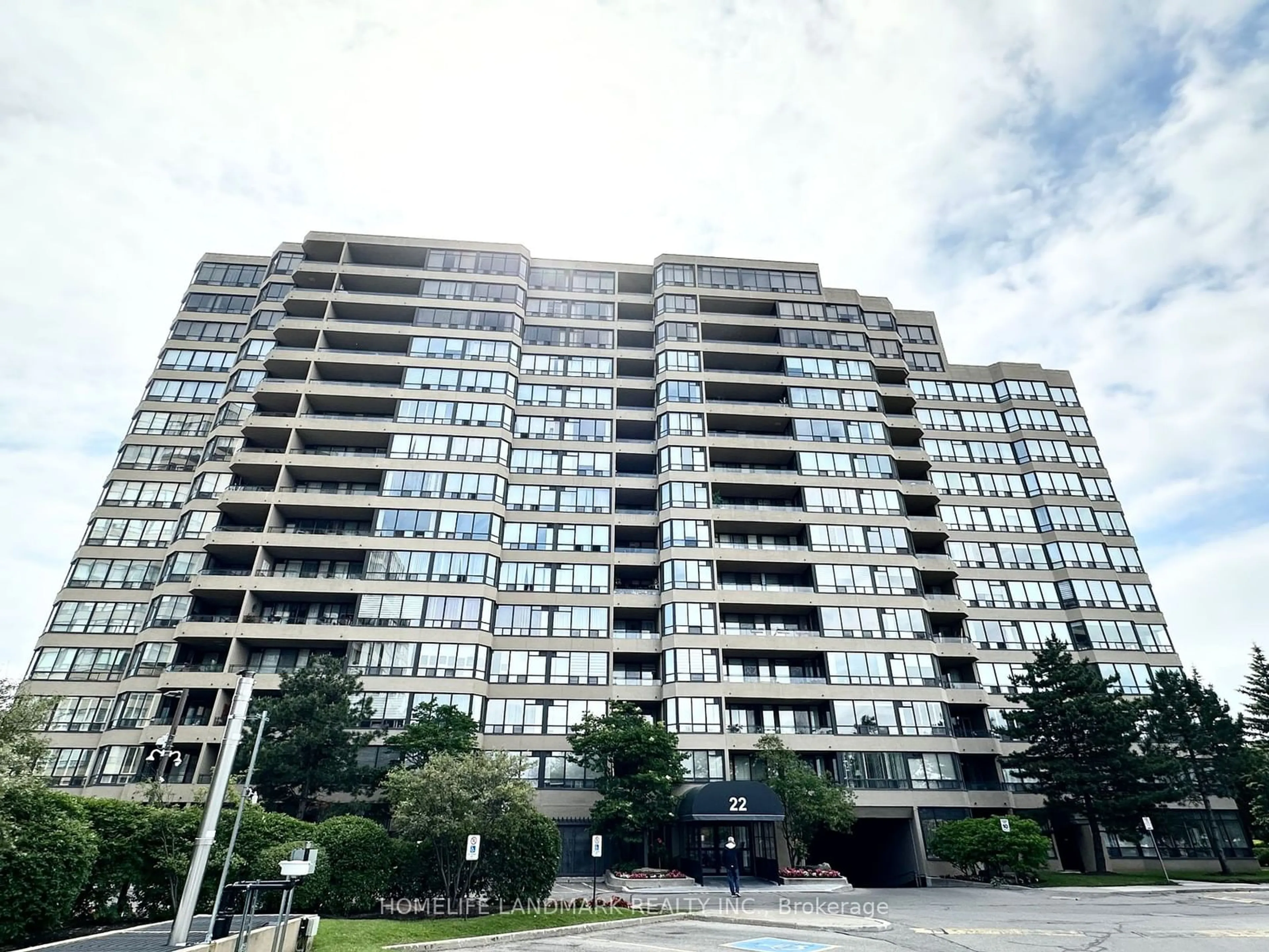 A pic from exterior of the house or condo for 22 Clarissa Dr #206, Richmond Hill Ontario L4C 9R6