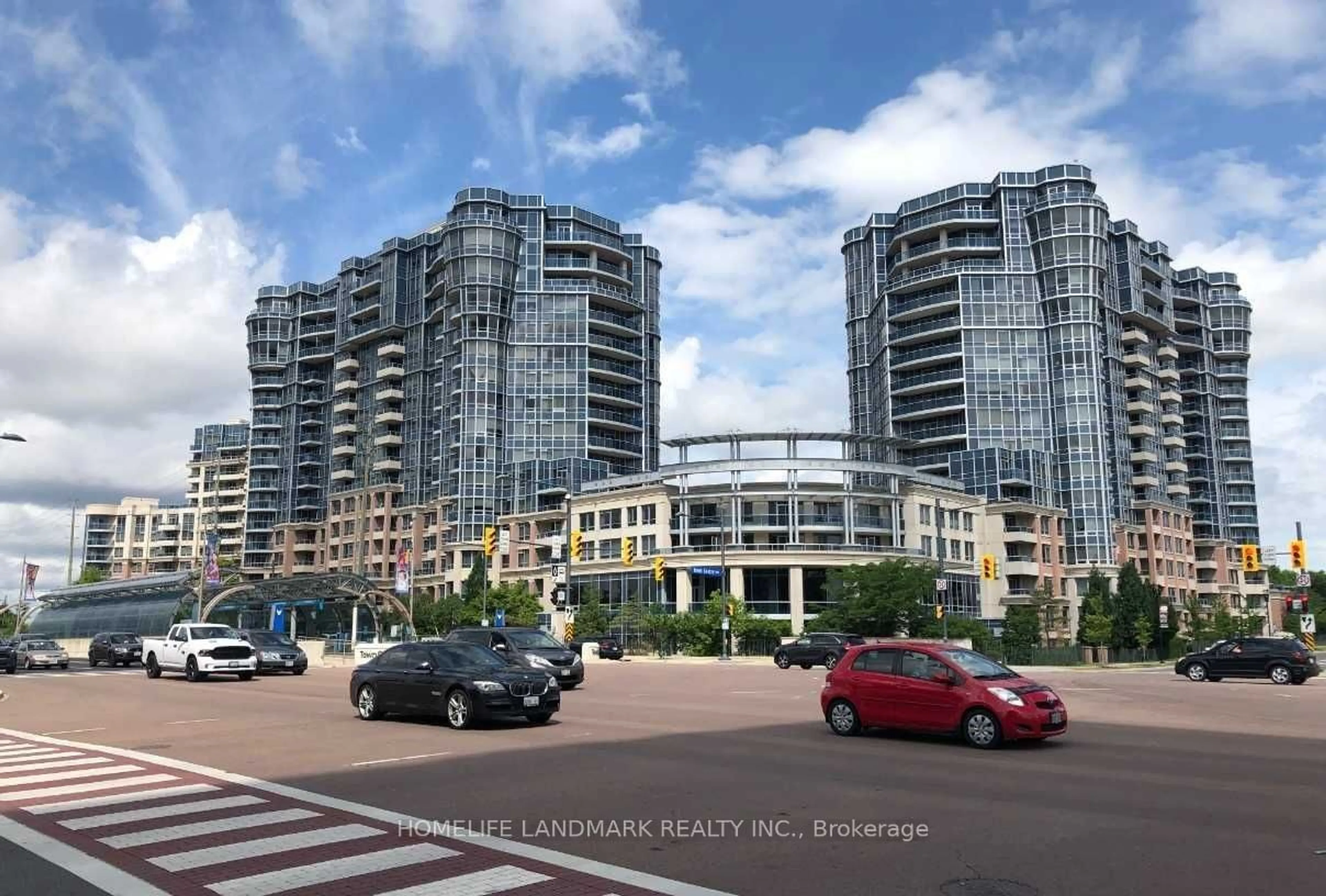 A pic from exterior of the house or condo for 23 cox Blvd #680, Markham Ontario L3R 7Z9