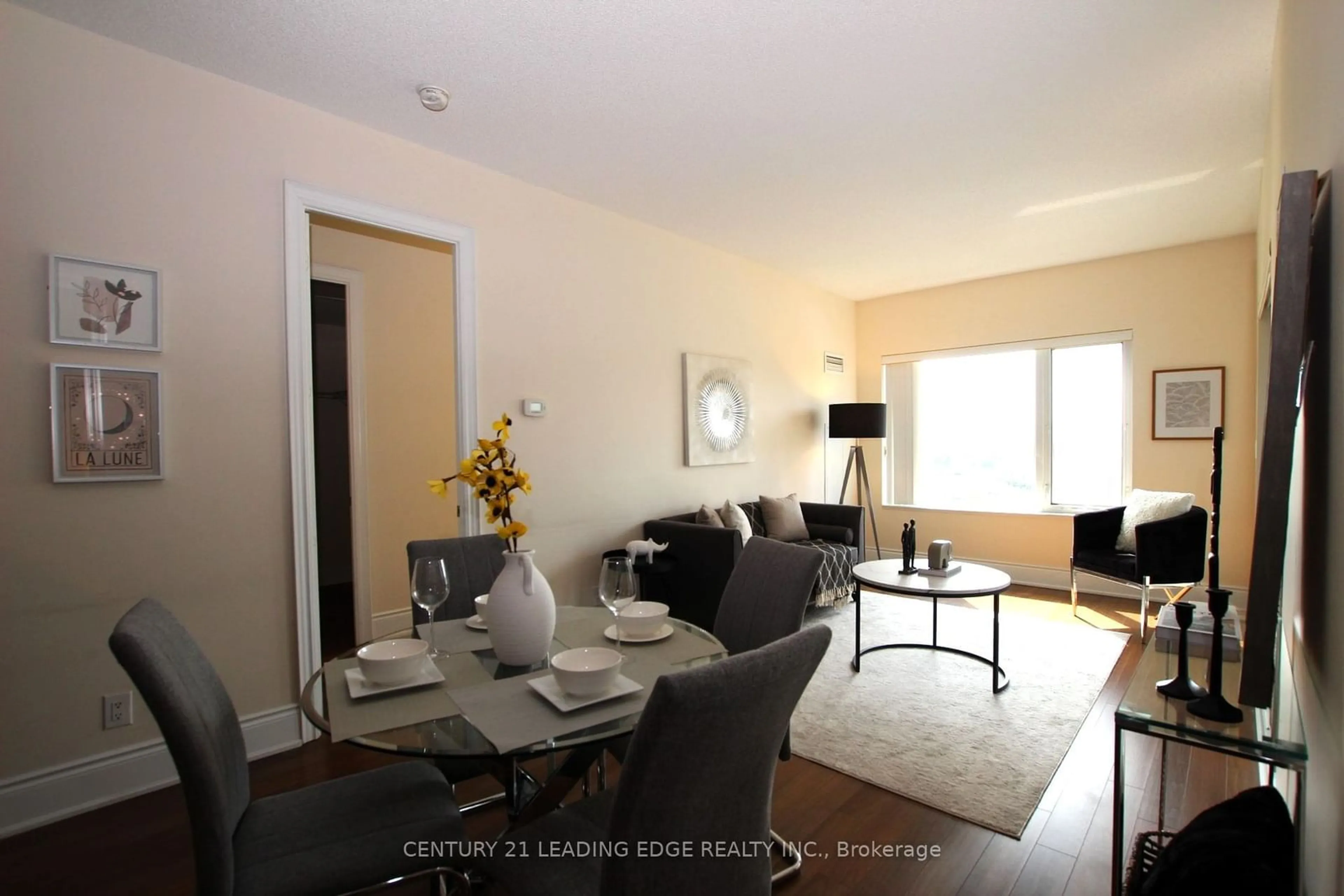 Living room for 233 South Park Rd #1106, Markham Ontario L3T 0B3