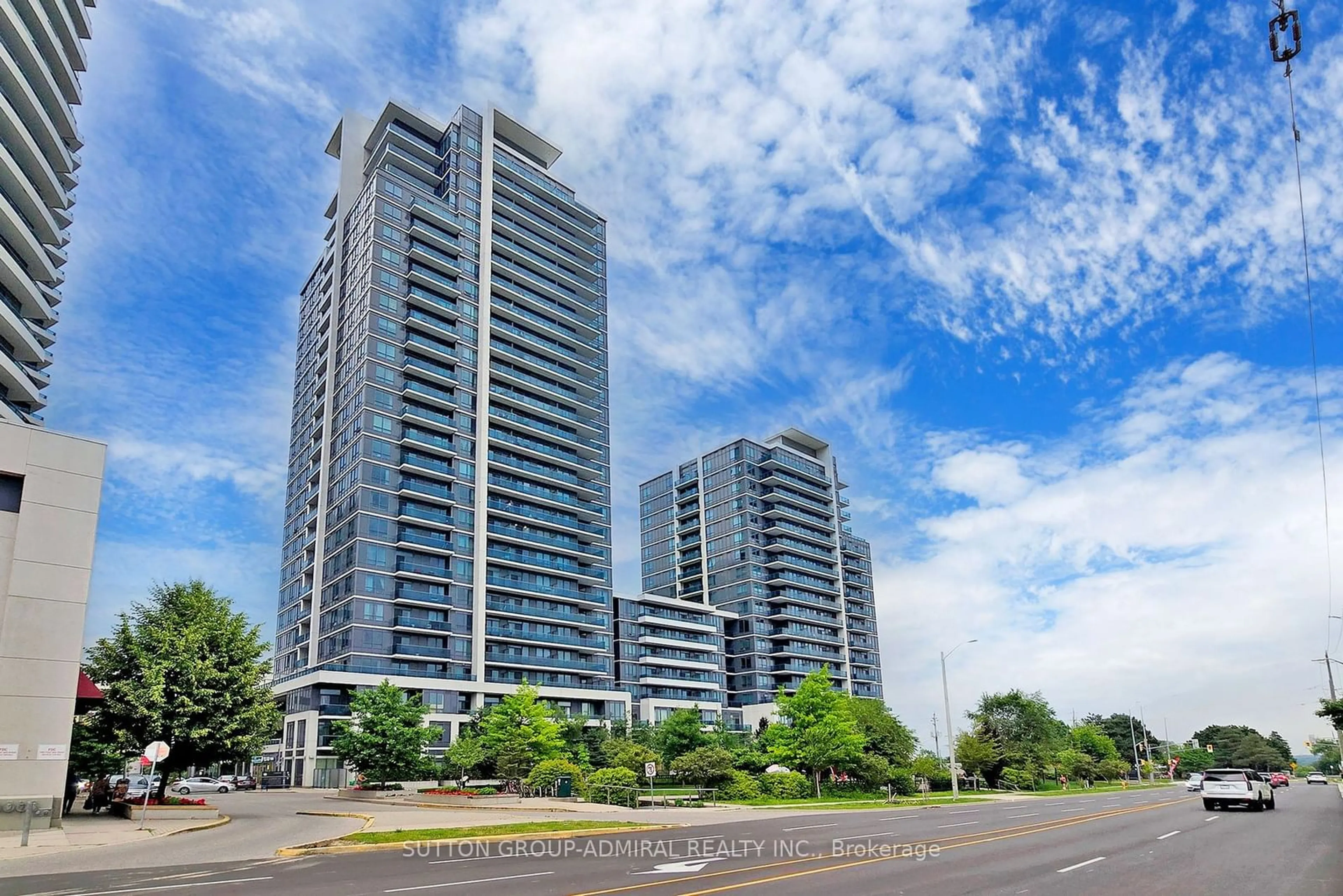 A pic from exterior of the house or condo for 7165 Yonge St #1110, Markham Ontario L3T 0C9