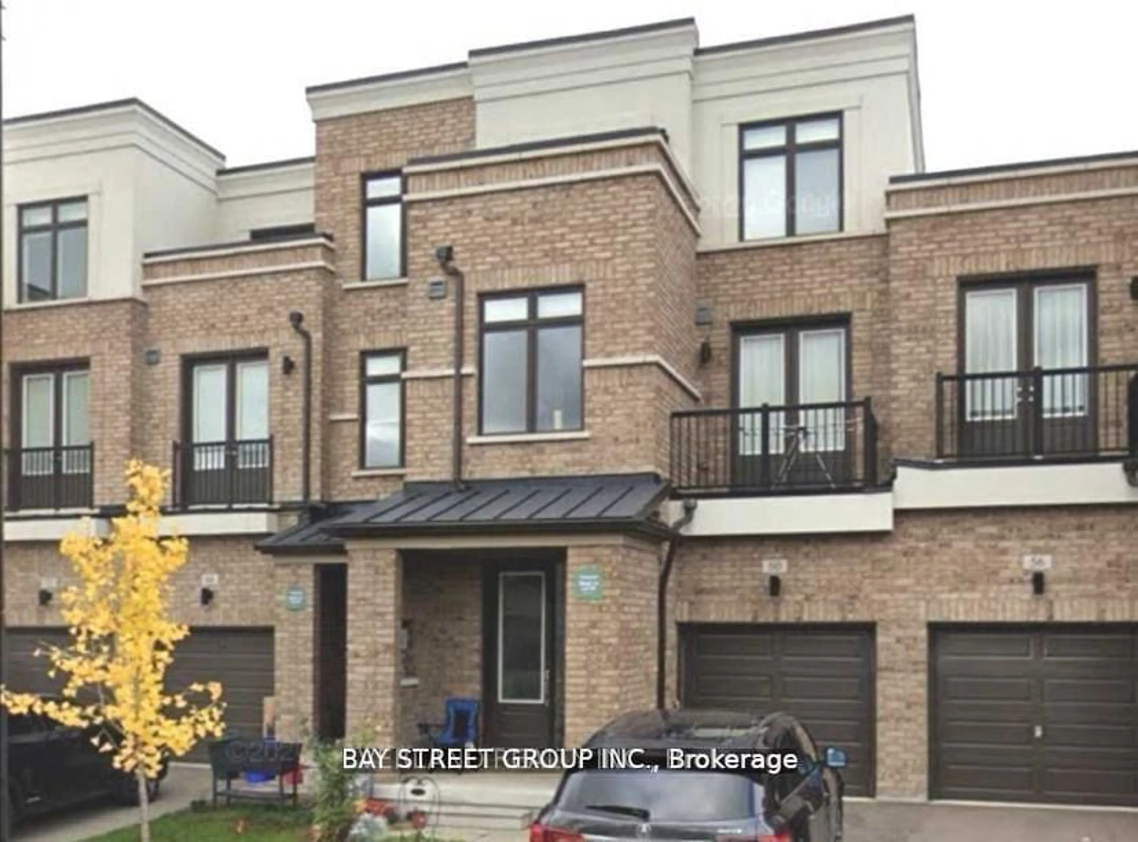 A pic from exterior of the house or condo for 60 Elyse Crt, Aurora Ontario L4G 2C9