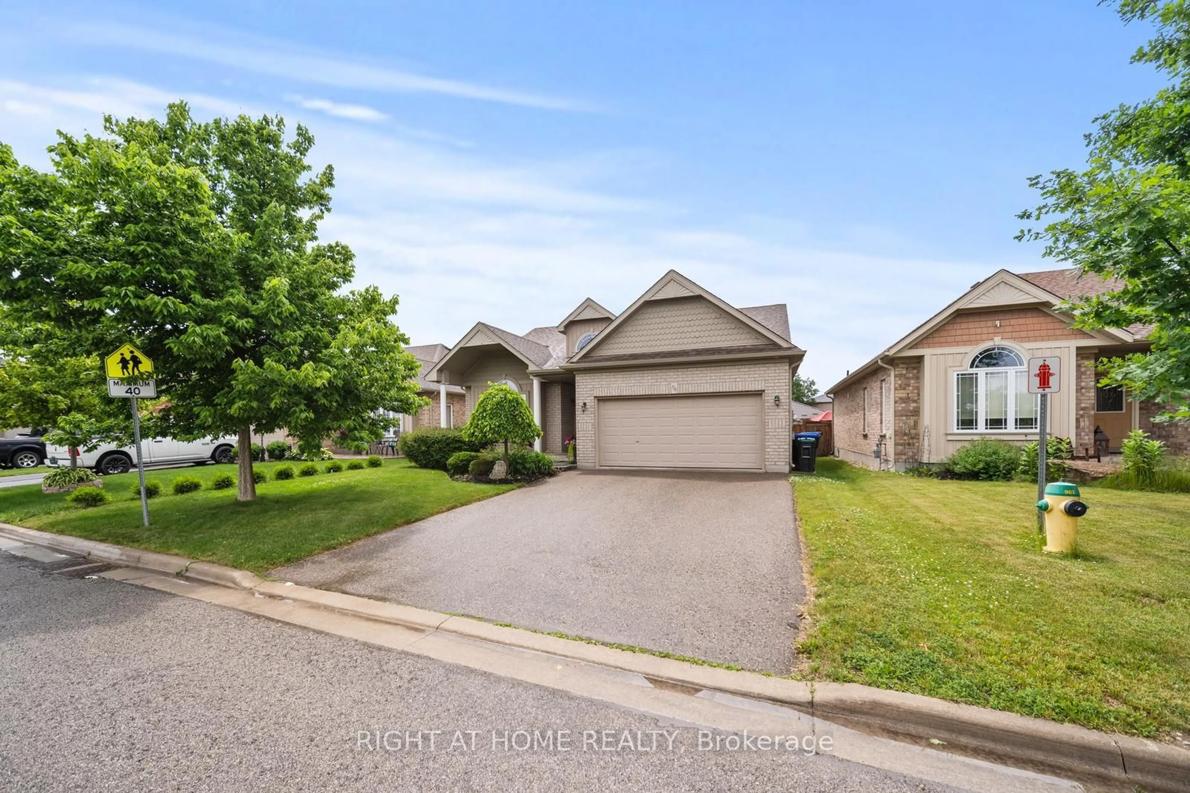 Frontside or backside of a home for 234 Church St, New Tecumseth Ontario L9R 0G4