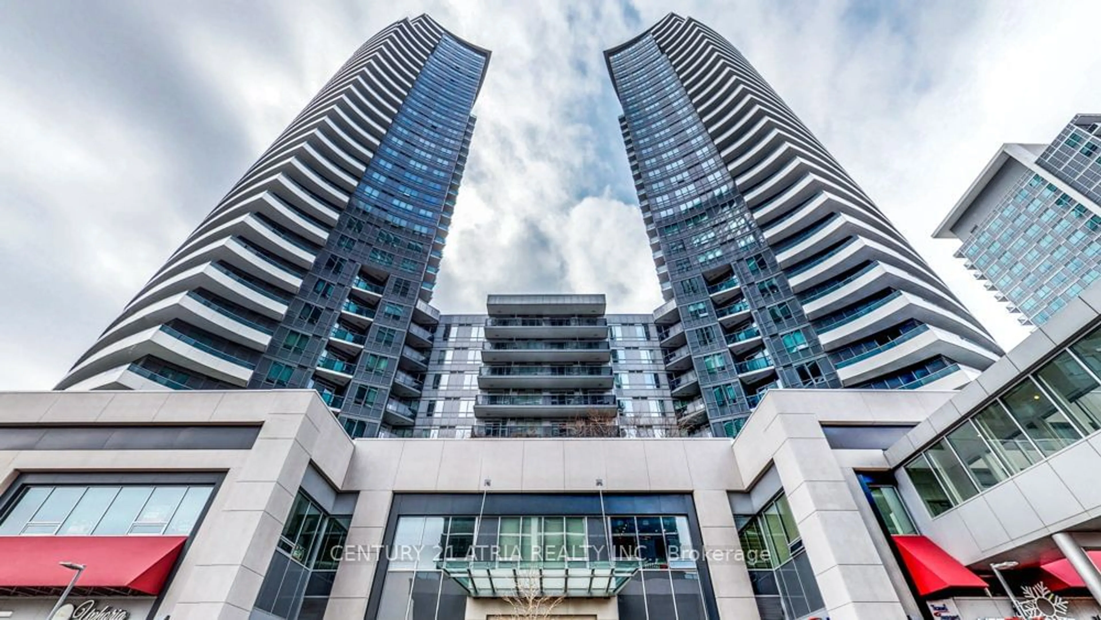 A pic from exterior of the house or condo for 7161 Yonge St #2533, Markham Ontario L3T 0C8