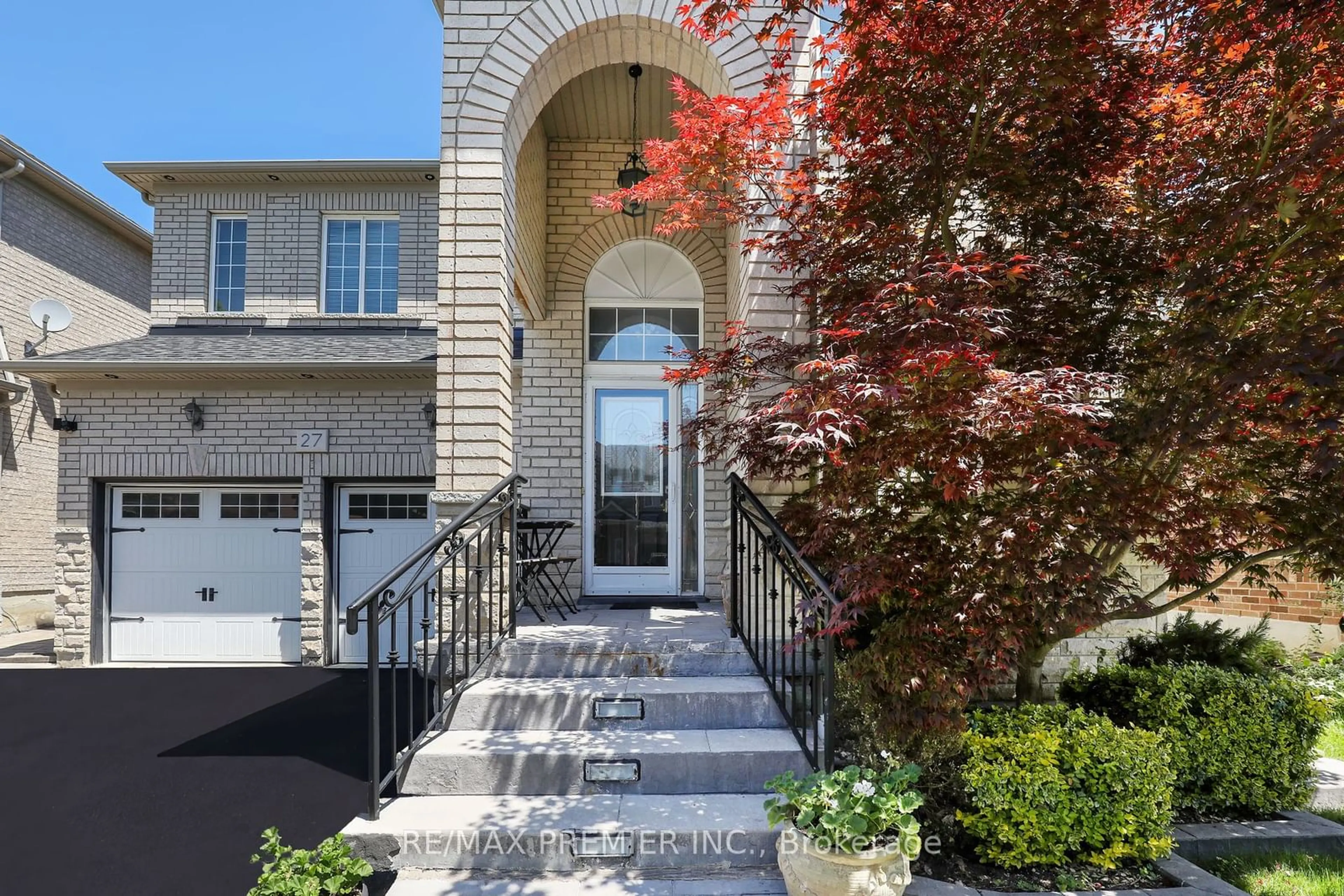 Home with brick exterior material for 27 Giovanni Way, Vaughan Ontario L4H 1R7