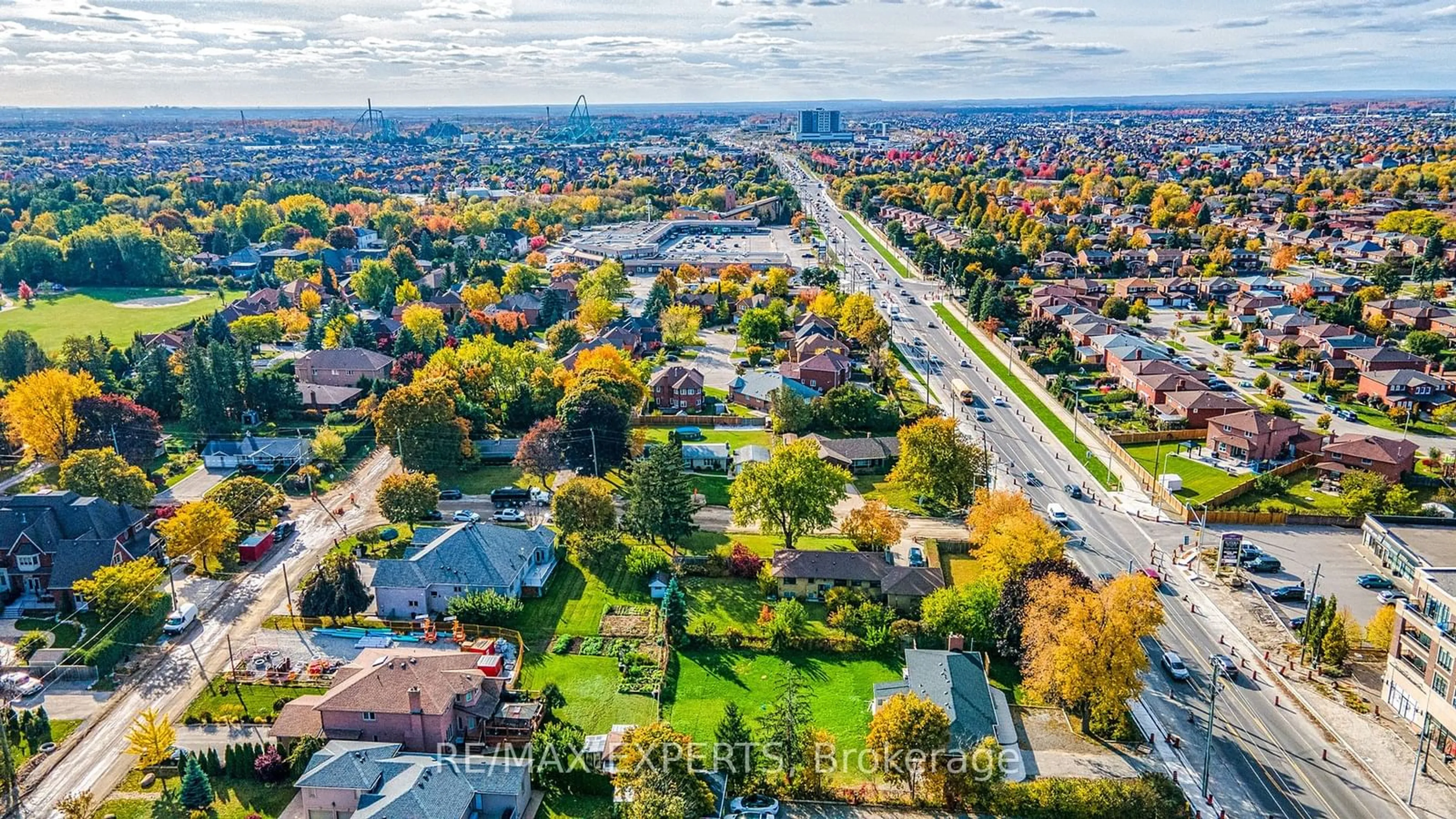 Lakeview for 2355 Major Mackenzie Dr, Vaughan Ontario L6A 3Z2