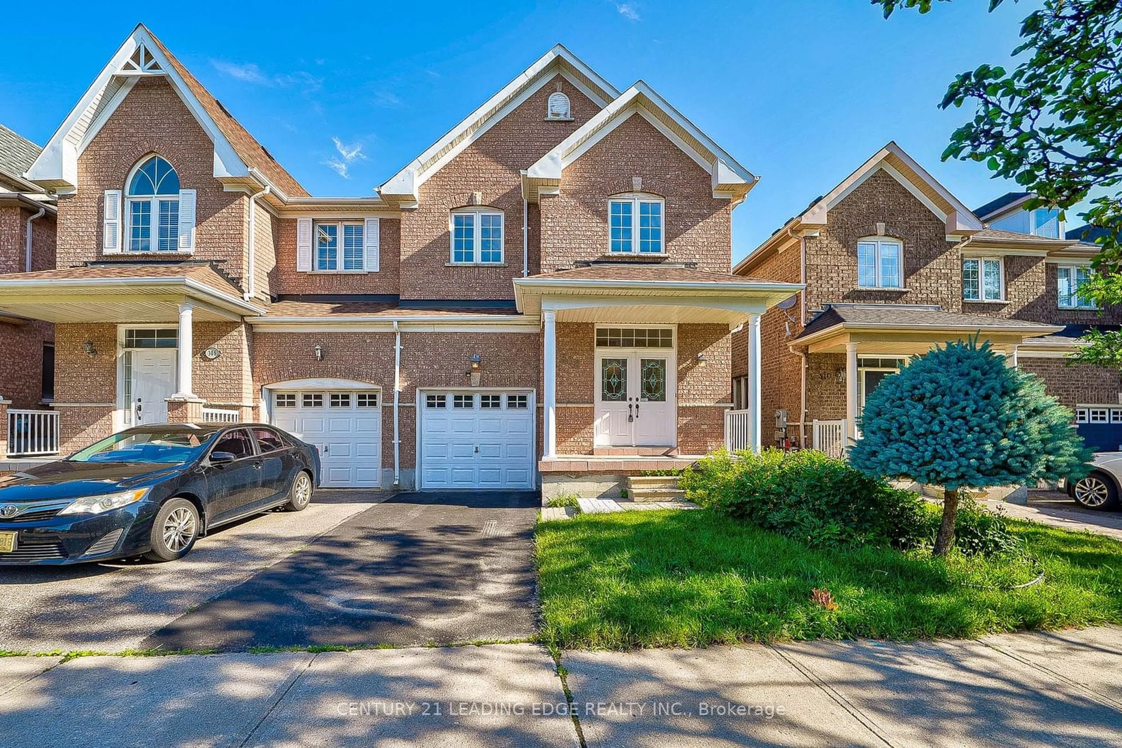 Home with brick exterior material for 308 CABOTO Tr, Markham Ontario L3R 4R1