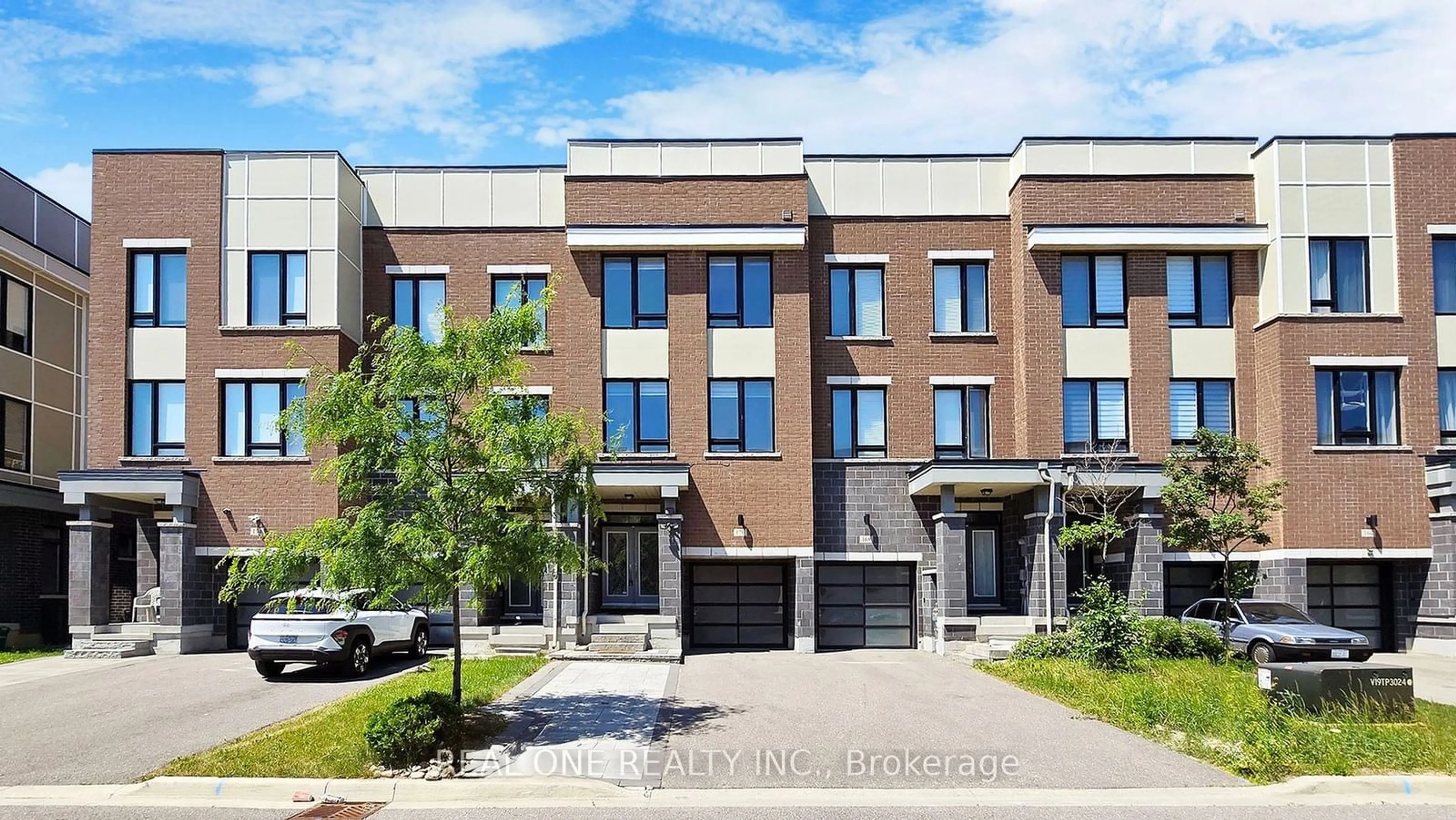 A pic from exterior of the house or condo for 170 Salterton Circ, Vaughan Ontario L6A 4Z1