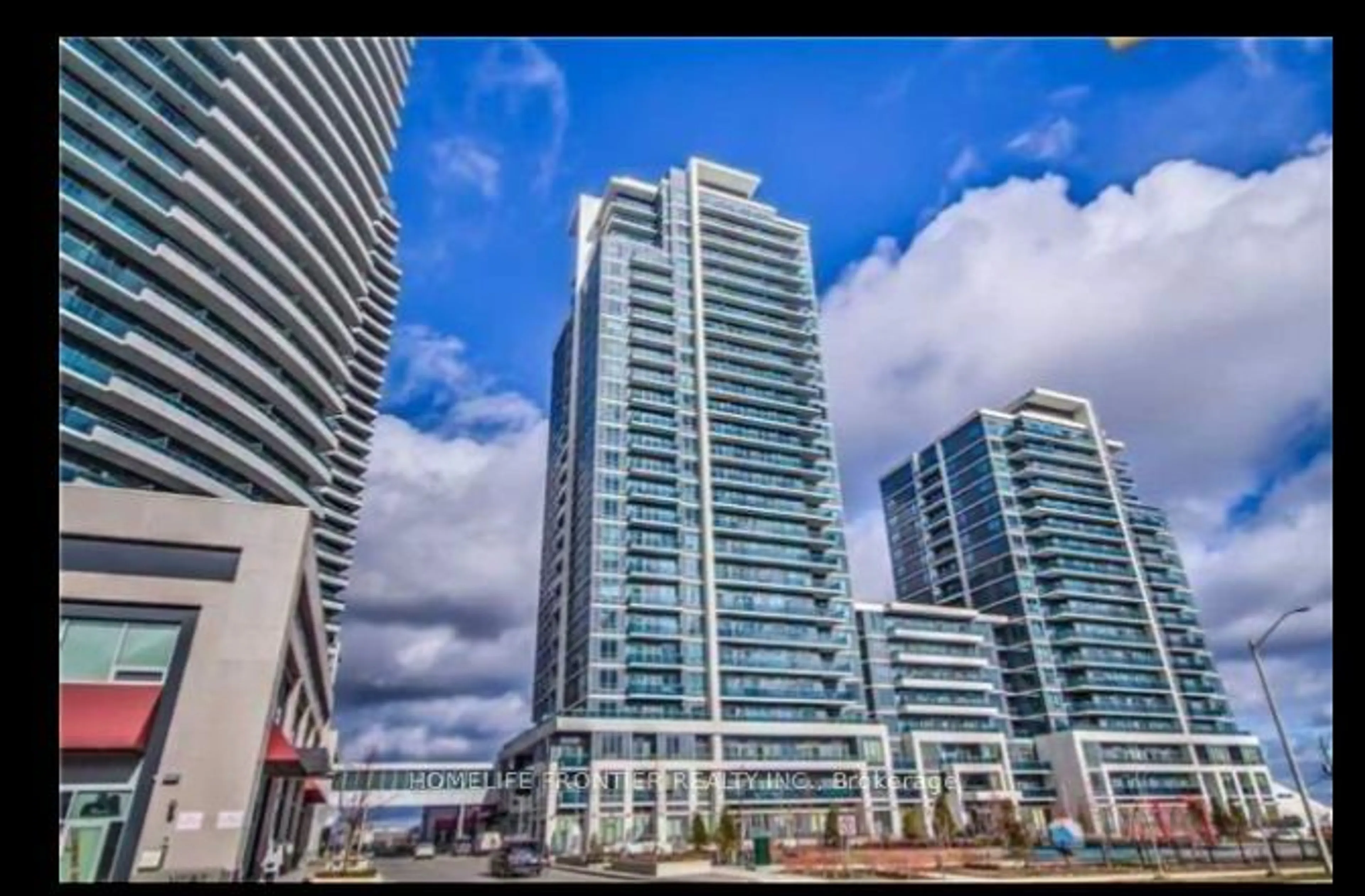 A pic from exterior of the house or condo for 7165 Yonge St #1611, Markham Ontario L3T 0C9