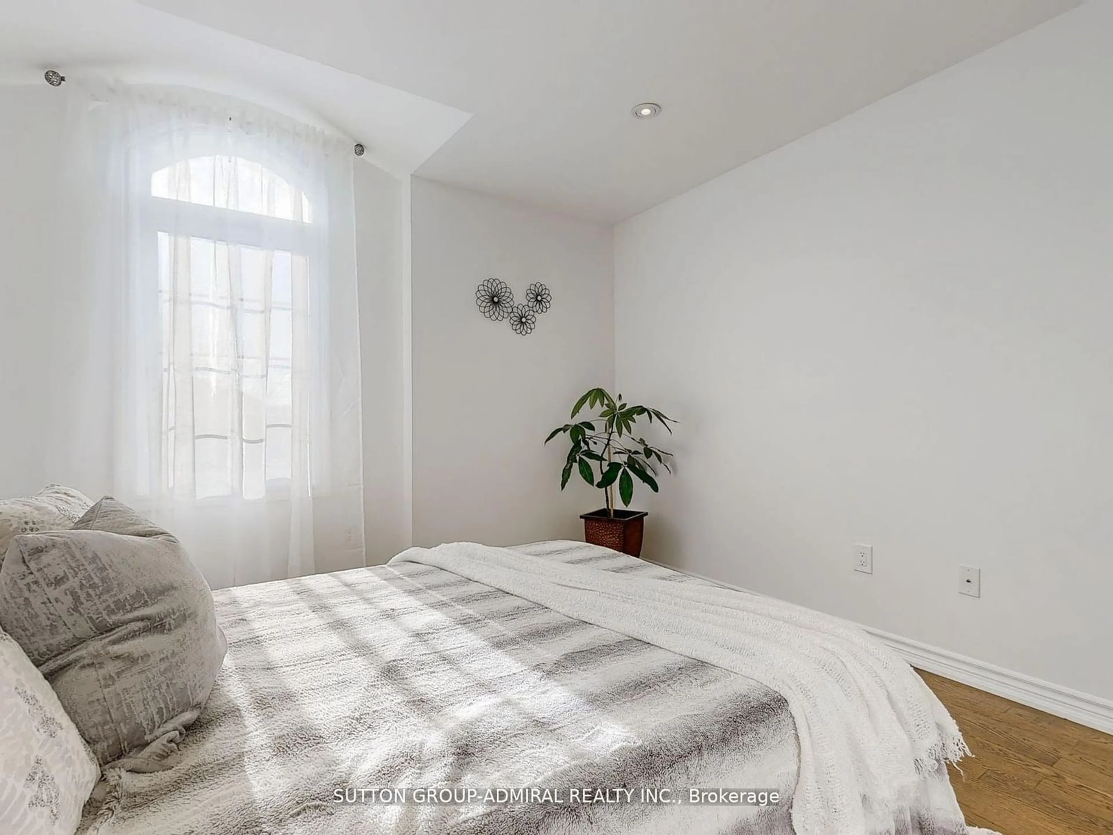 A pic of a room for 1265 Mary-Lou St, Innisfil Ontario L9S 0C2