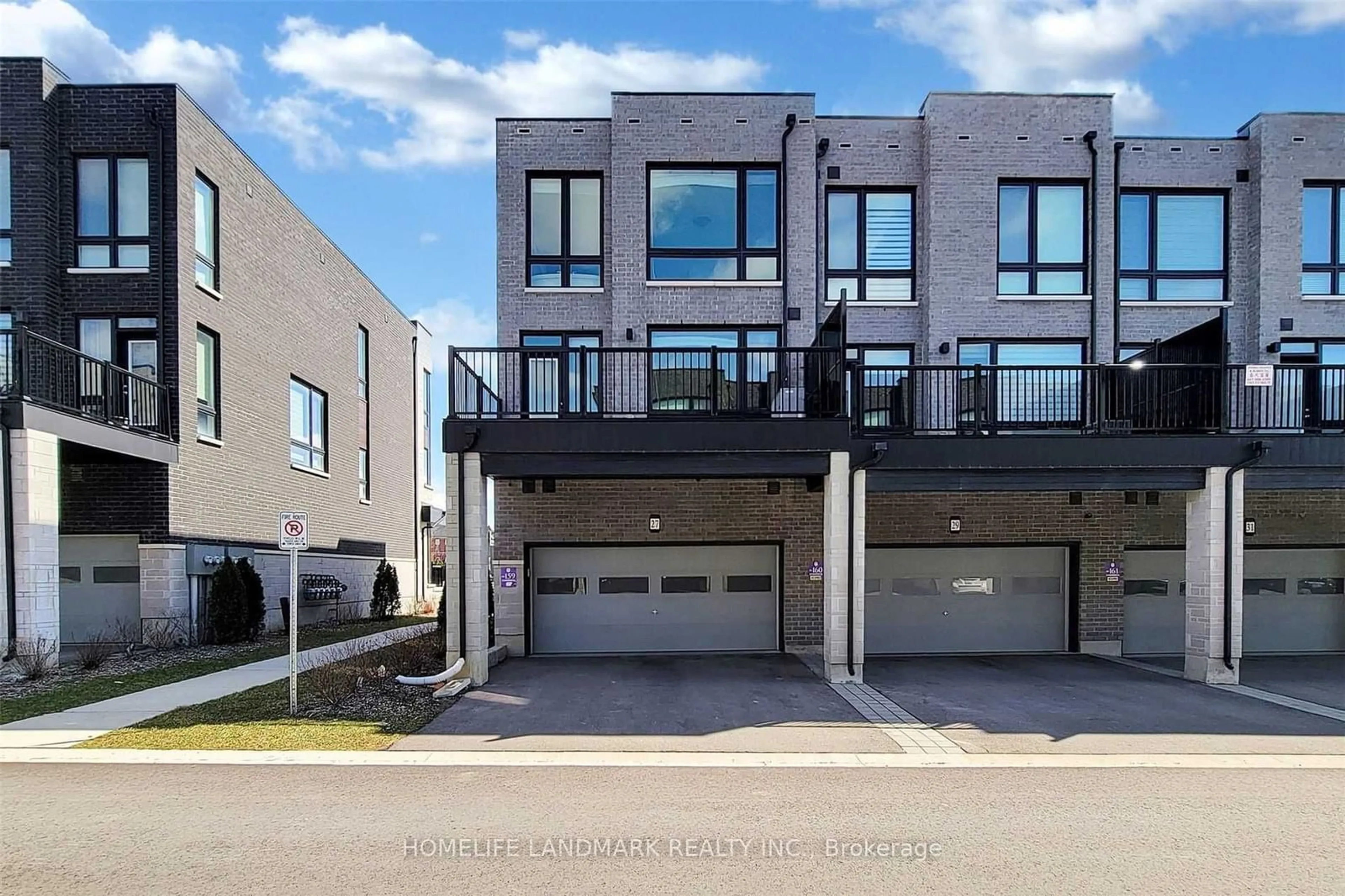 A pic from exterior of the house or condo for 27 Hammersmith Lane, Markham Ontario L6C 0Z5