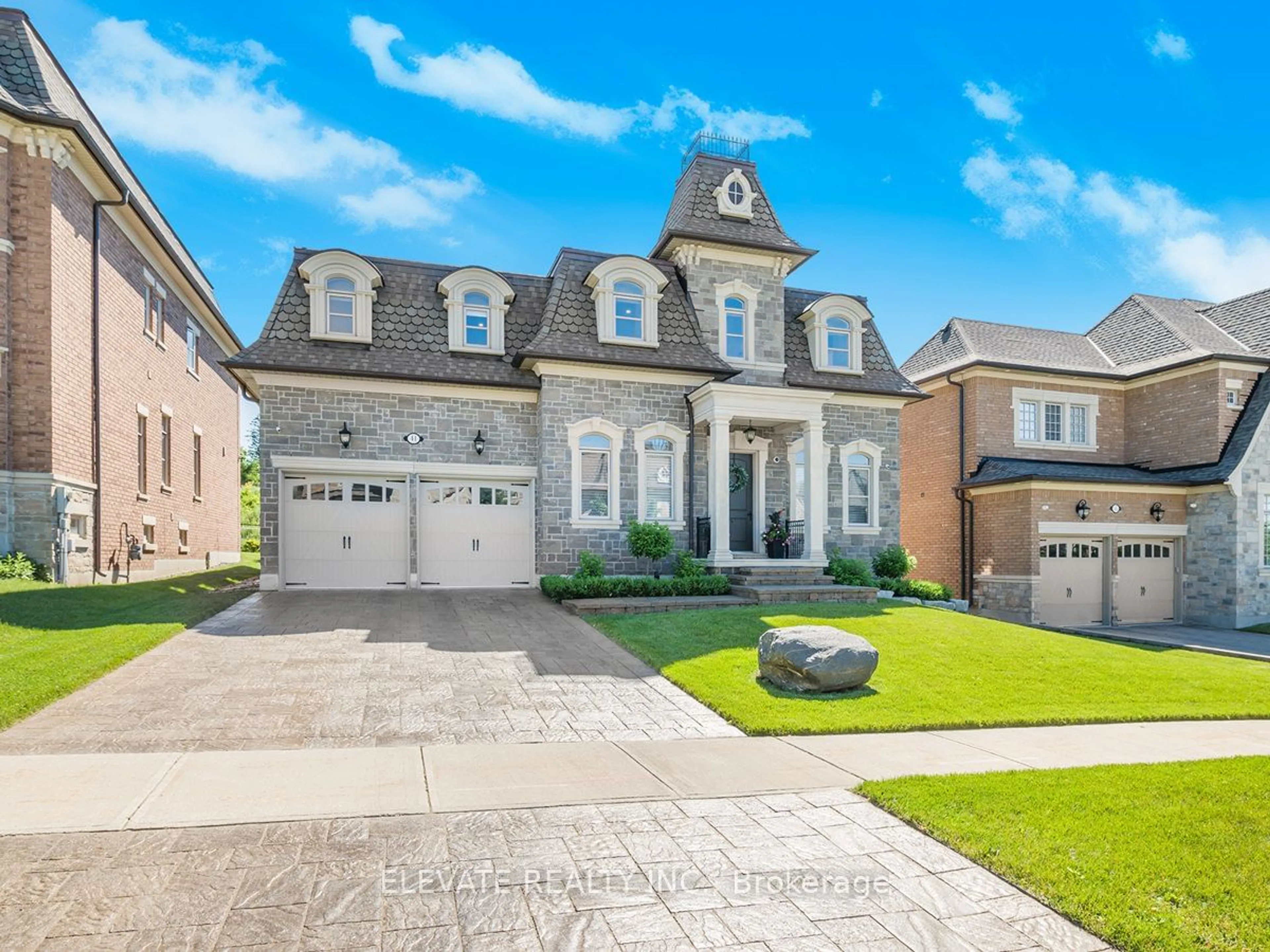 Home with brick exterior material for 41 Annsleywood Crt, Vaughan Ontario L4H 4G6